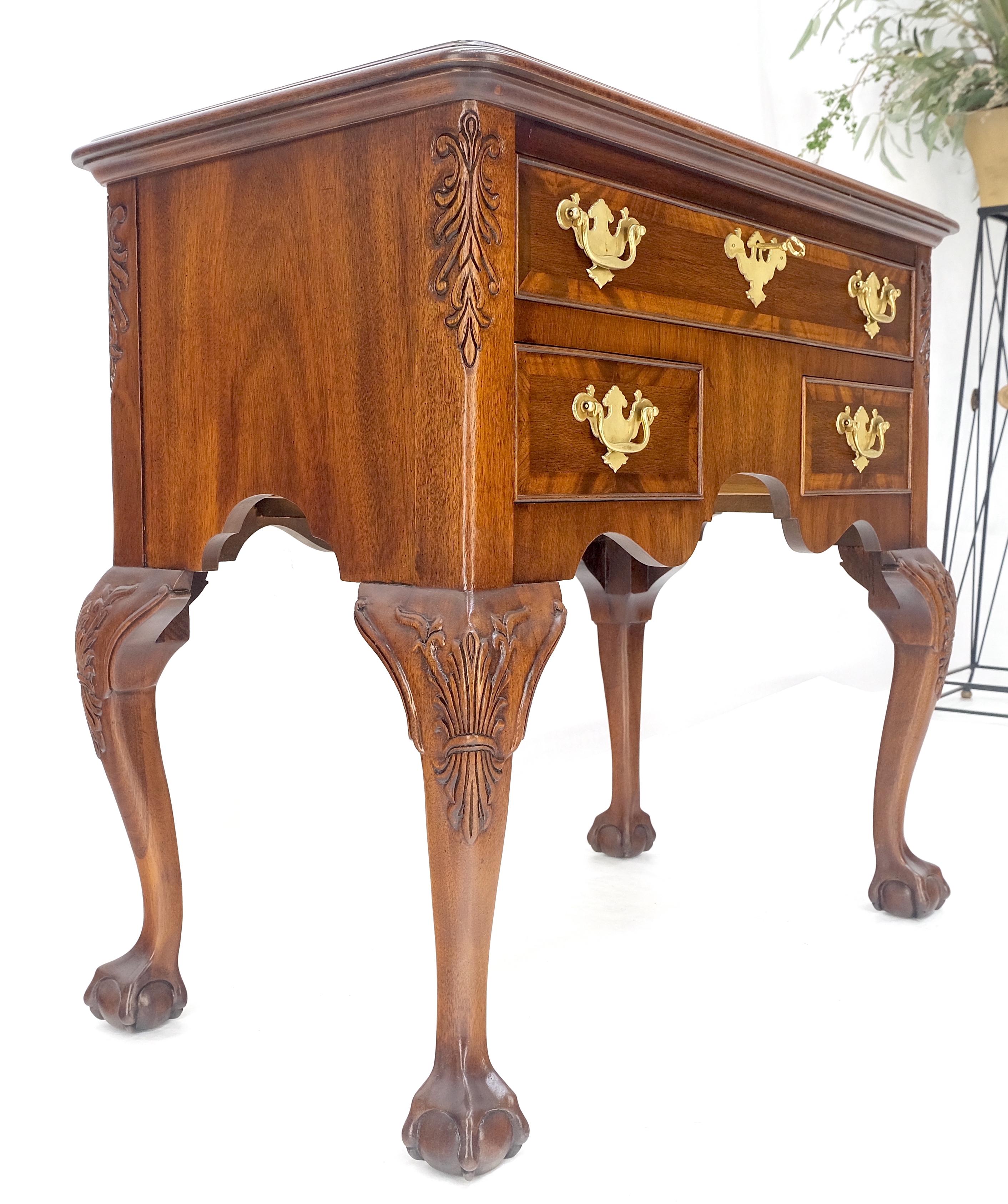 Carved Mahogany Banded Top Weiman Fine Lowboy Console Chest of Drawers MINT For Sale 3