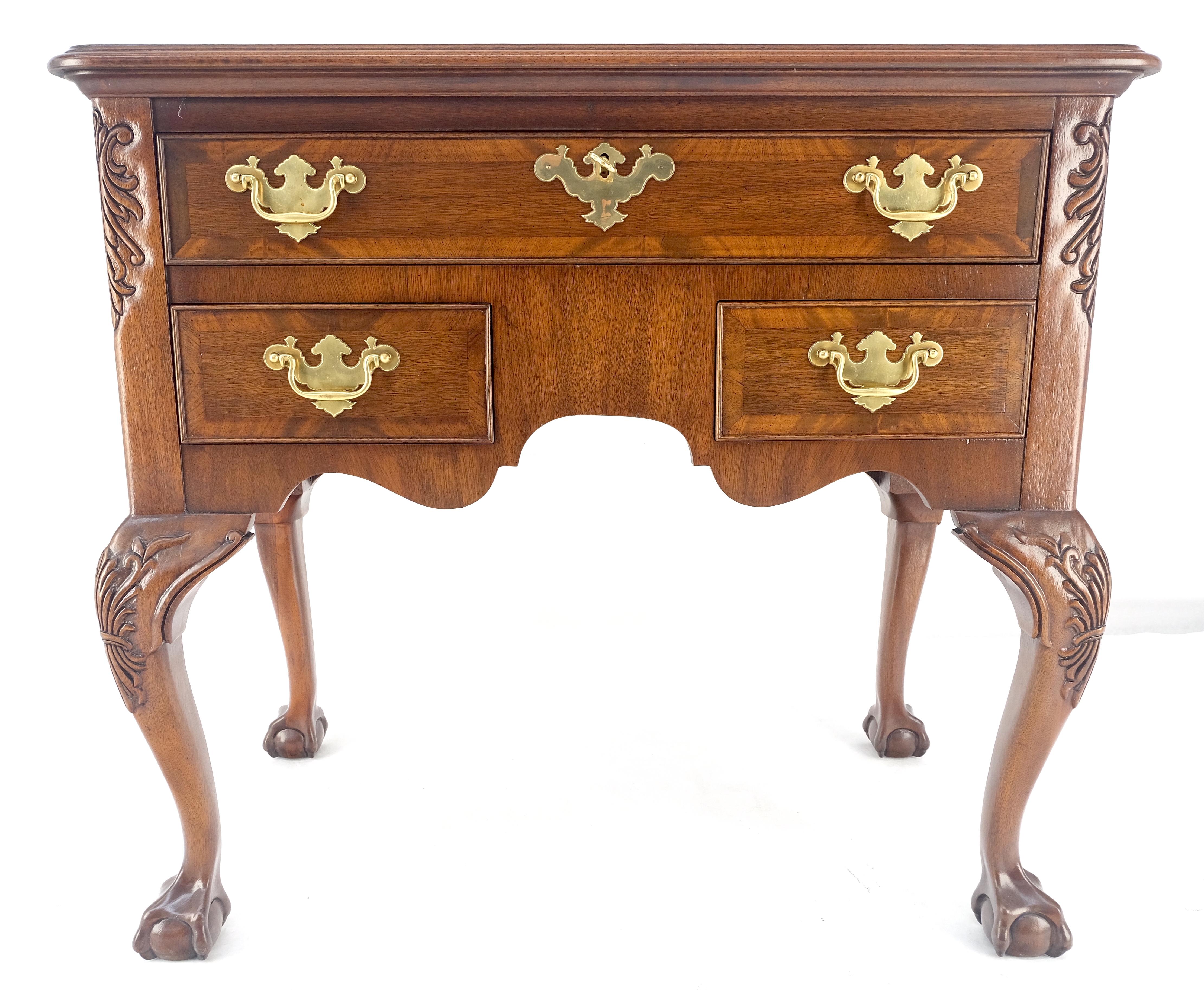 Carved Mahogany Banded Top Weiman Fine Lowboy Console Chest of Drawers MINT For Sale 2