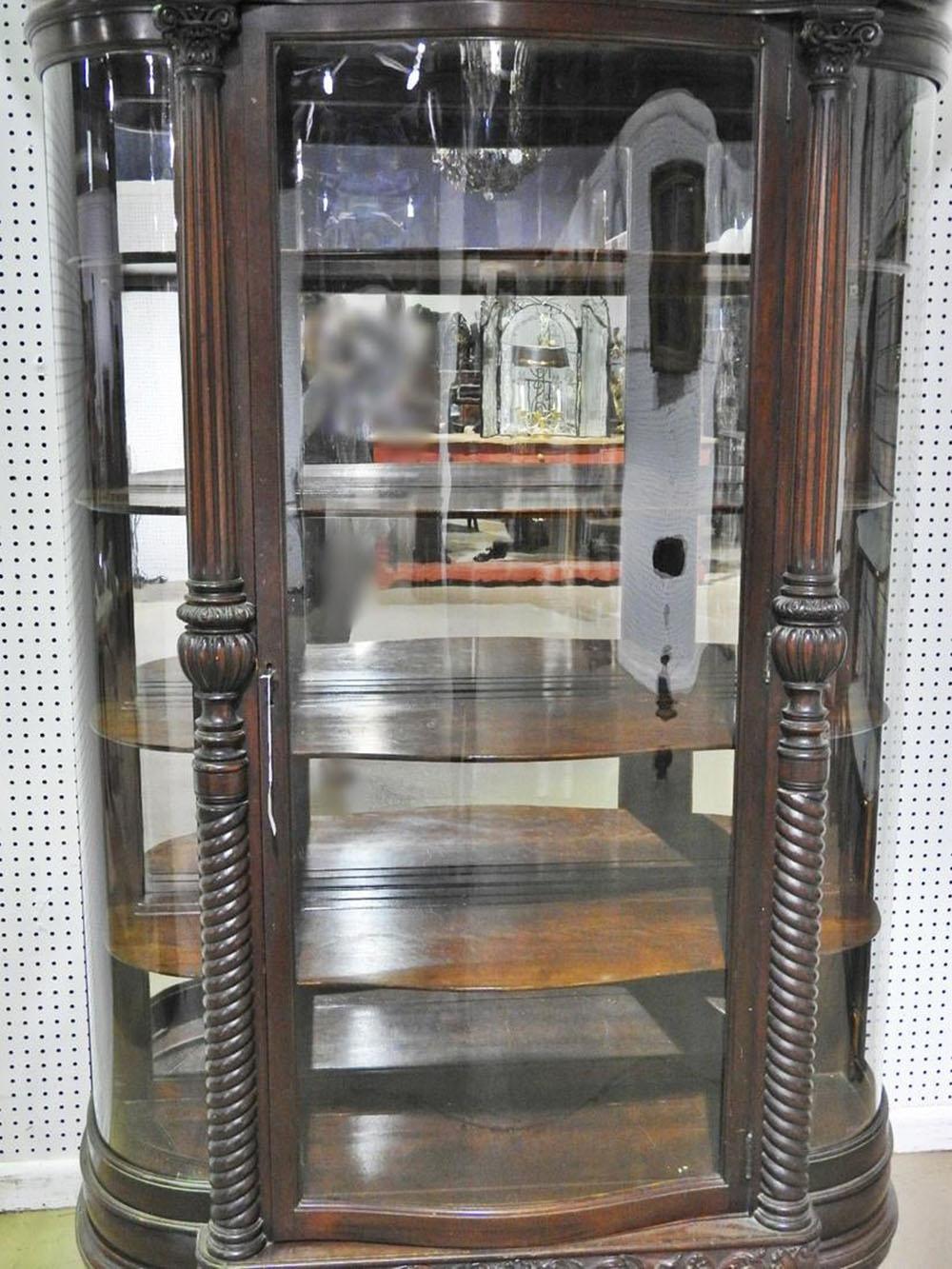 High Victorian Carved Mahogany Bowed Glass Victorian China Cabinet Vitrine, circa 1890s