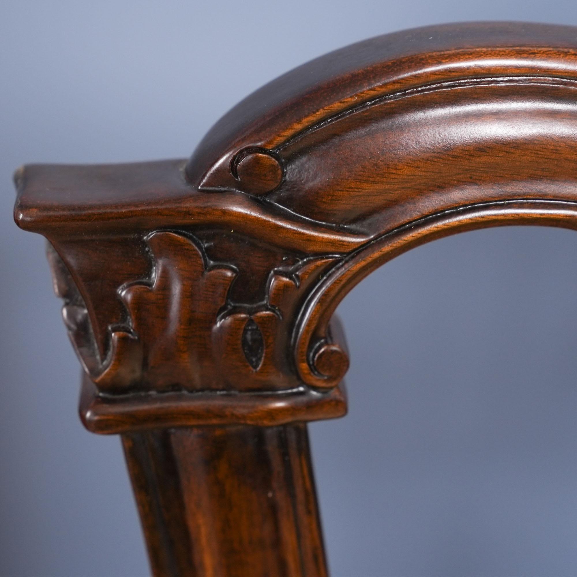 Sedie Chippendale in mogano intagliato, set di 10 pezzi in vendita 12