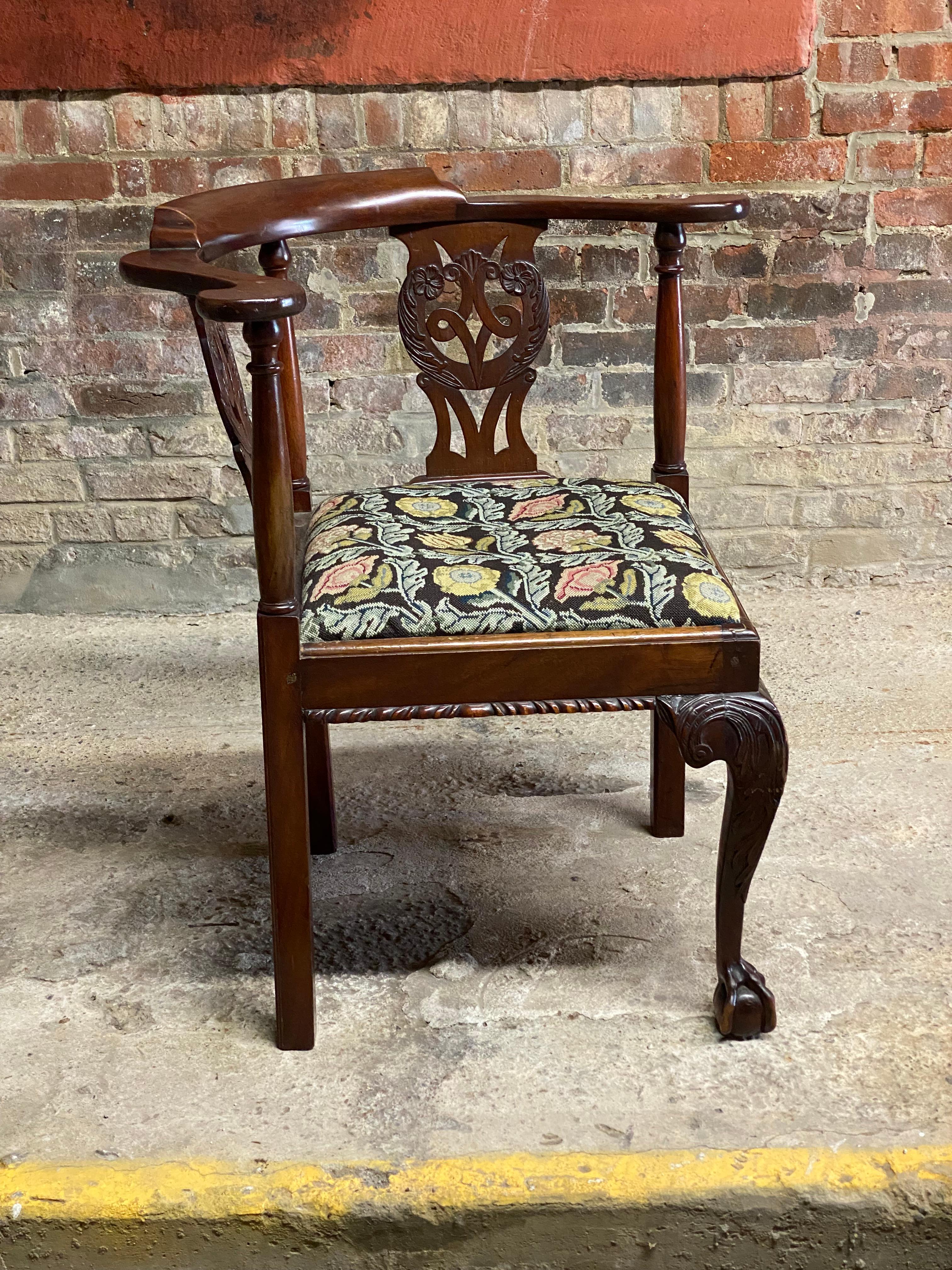 19th Century Carved Mahogany Claw and Ball Chippendale Corner Chair