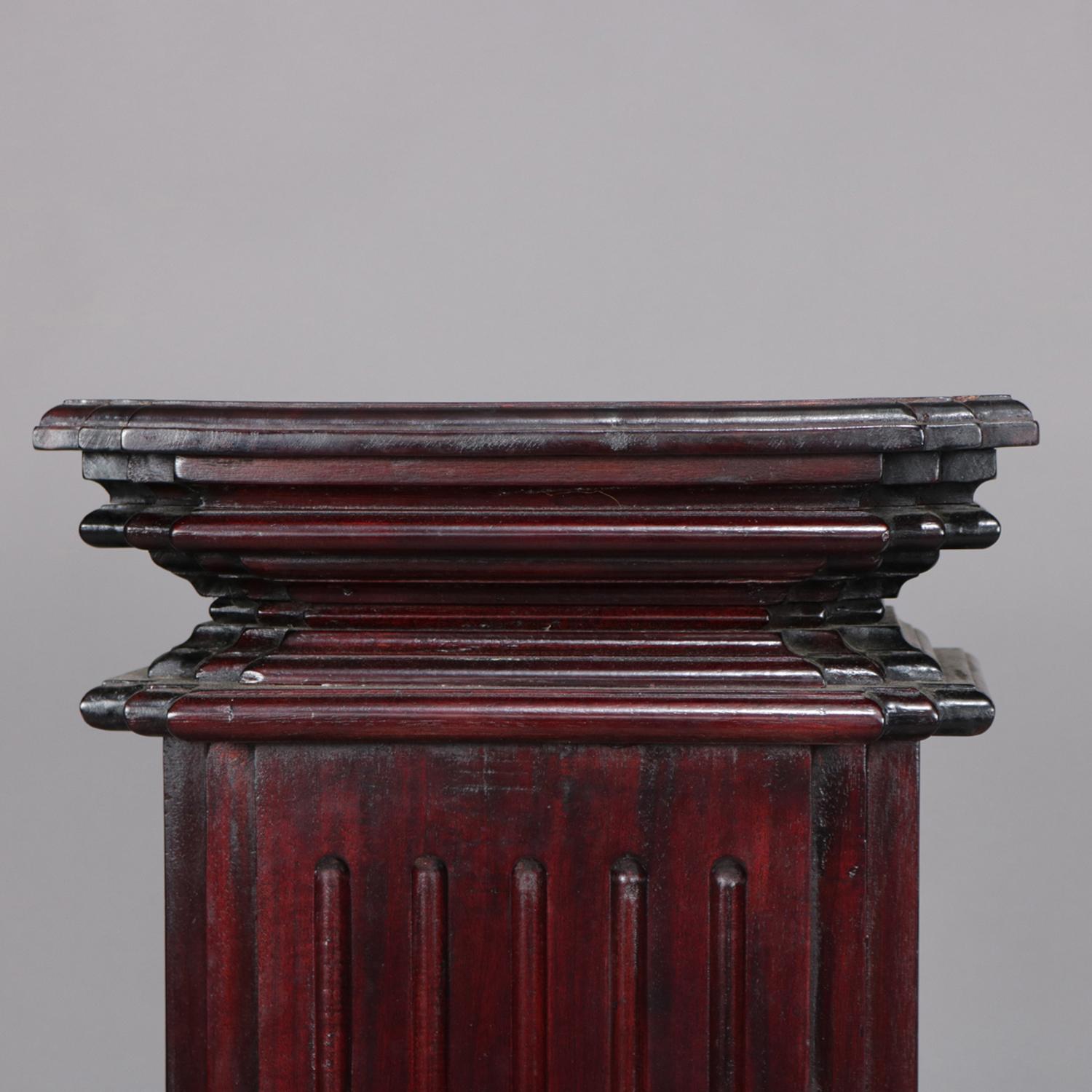 Carved Mahogany Corinthian Column Form Sculpture Display Pedestal, 20th Century 2