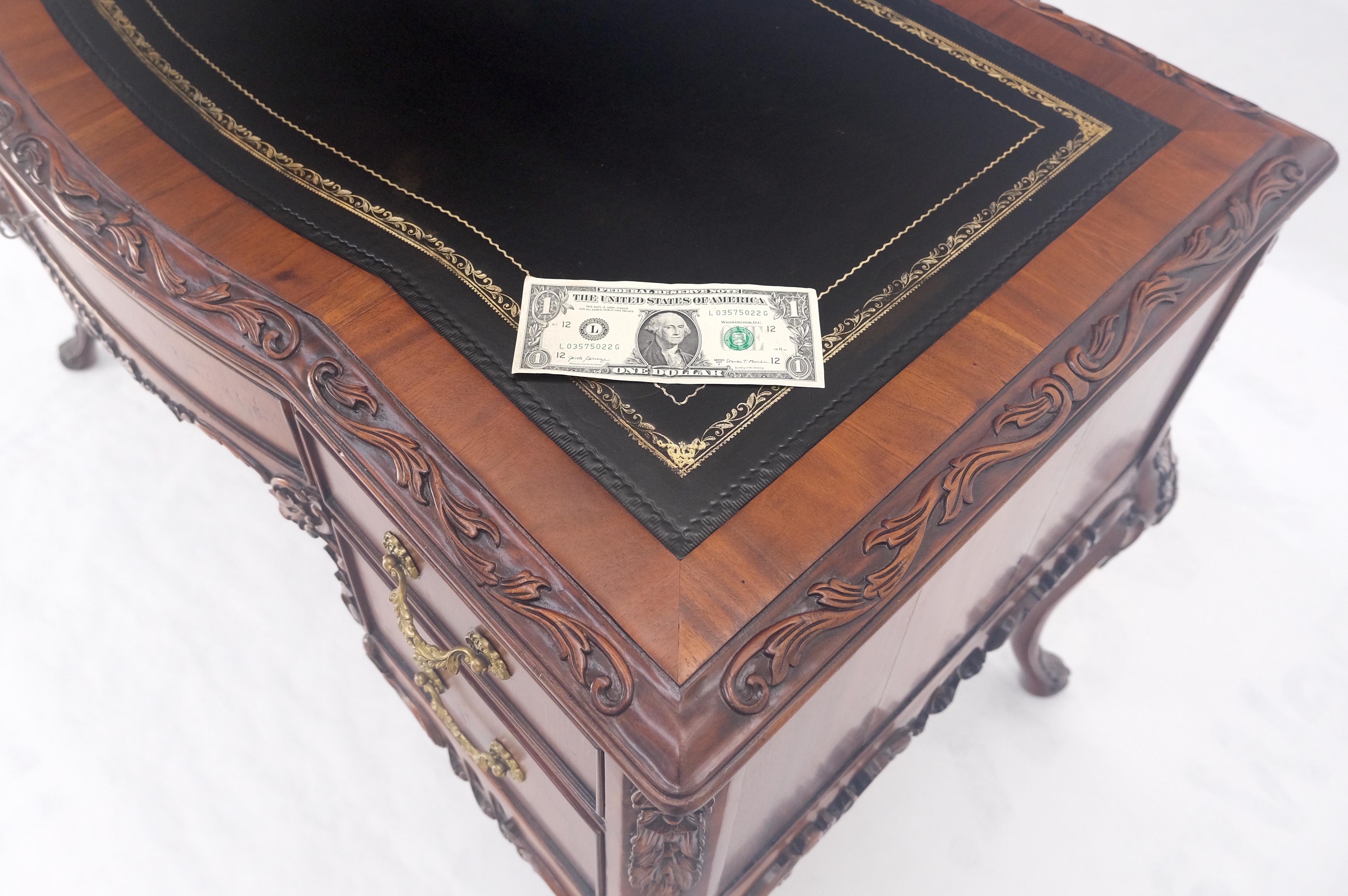Carved Mahogany Embossed Black Leather Top Petit Compact 5 Drawers Desk MINT For Sale 7