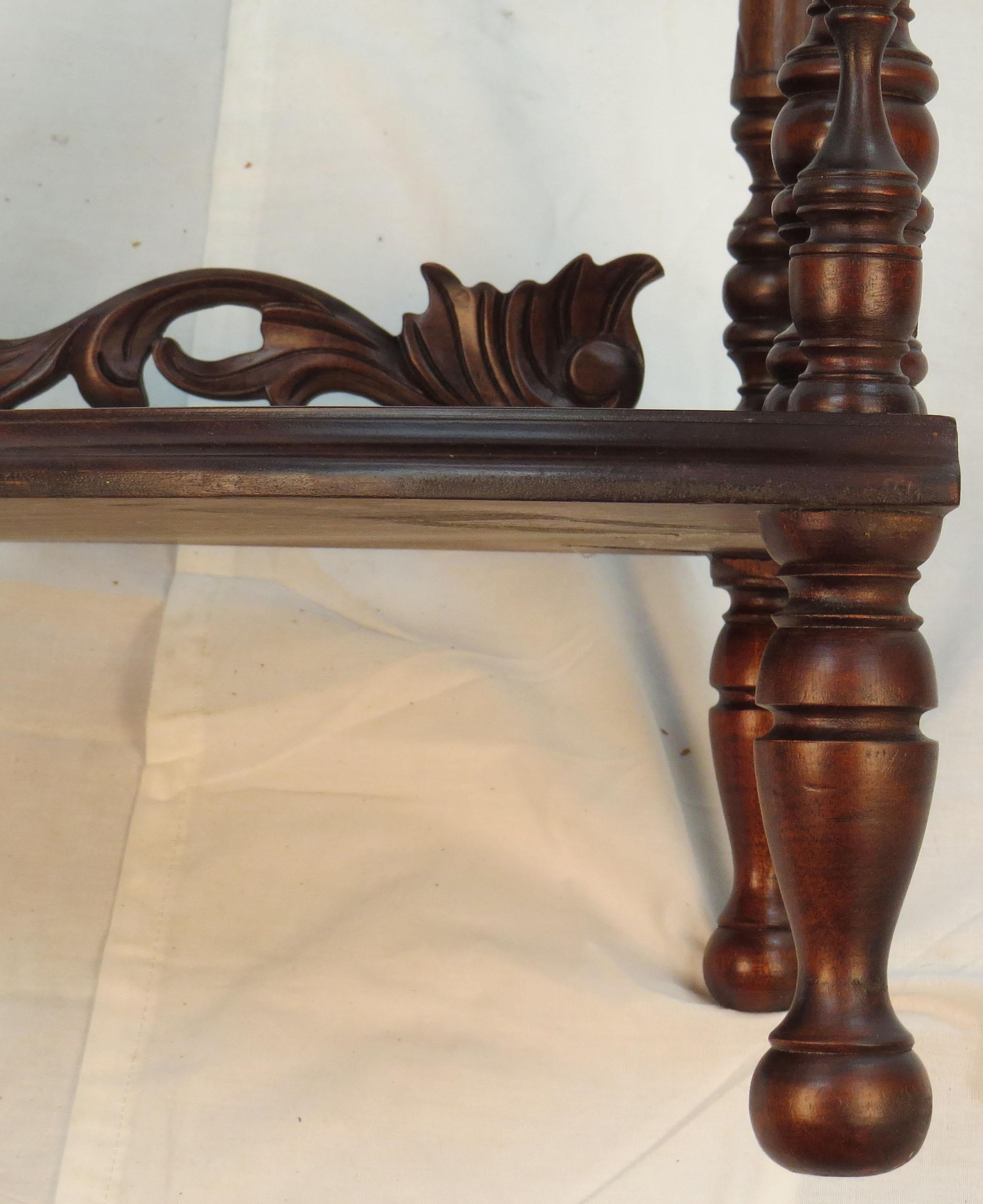 Carved Mahogany Four-Tier Corner Shelf Whatnot Étagère For Sale 1