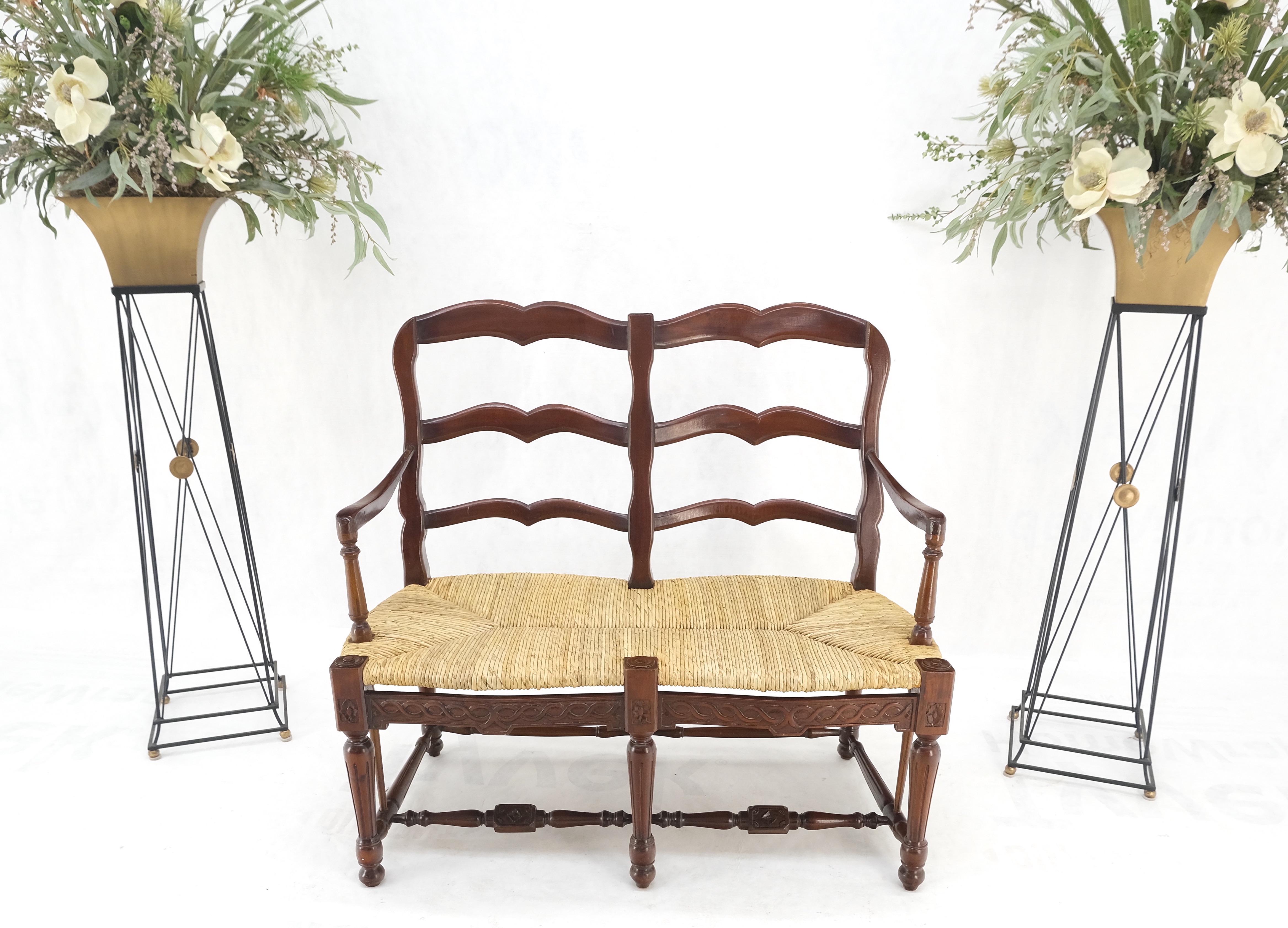 American Carved Mahogany Ladder Back Country Rush Seat Loveseat Bench MINT! For Sale