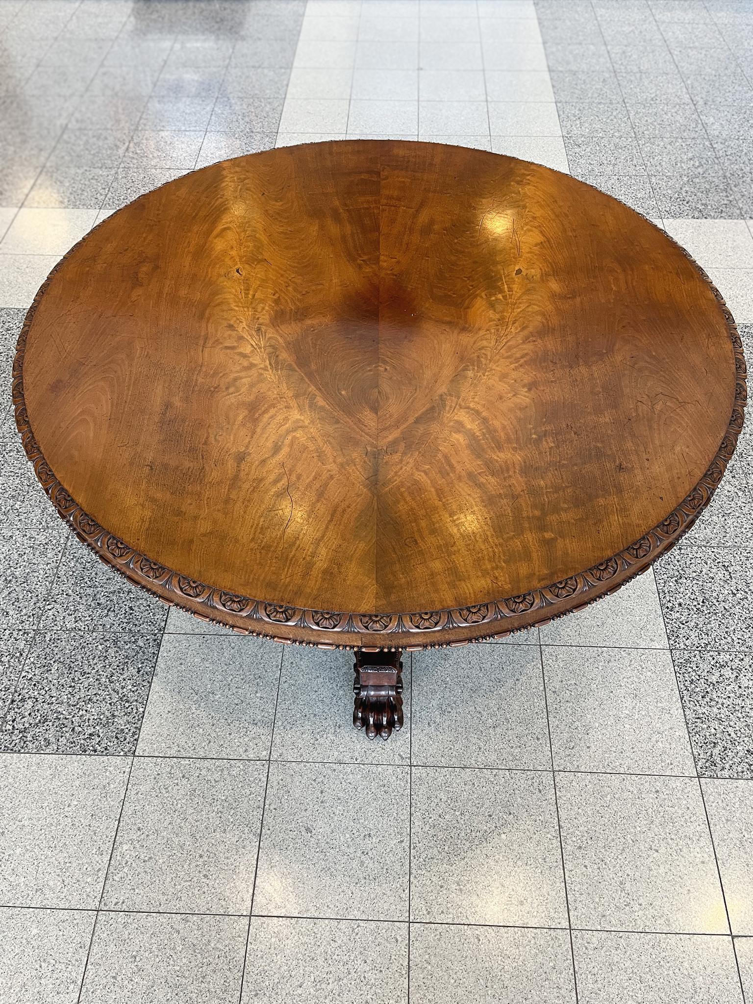Hand-Carved Carved Mahogany Regency Round Table For Sale