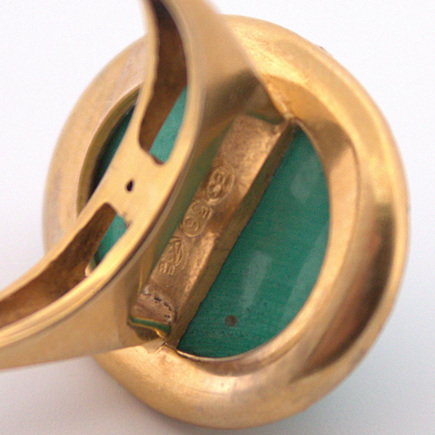 Escarabajo de Malaquita Tallada, Granate Demantoide, Anillo de Oro Amarillo de 12K en venta 14