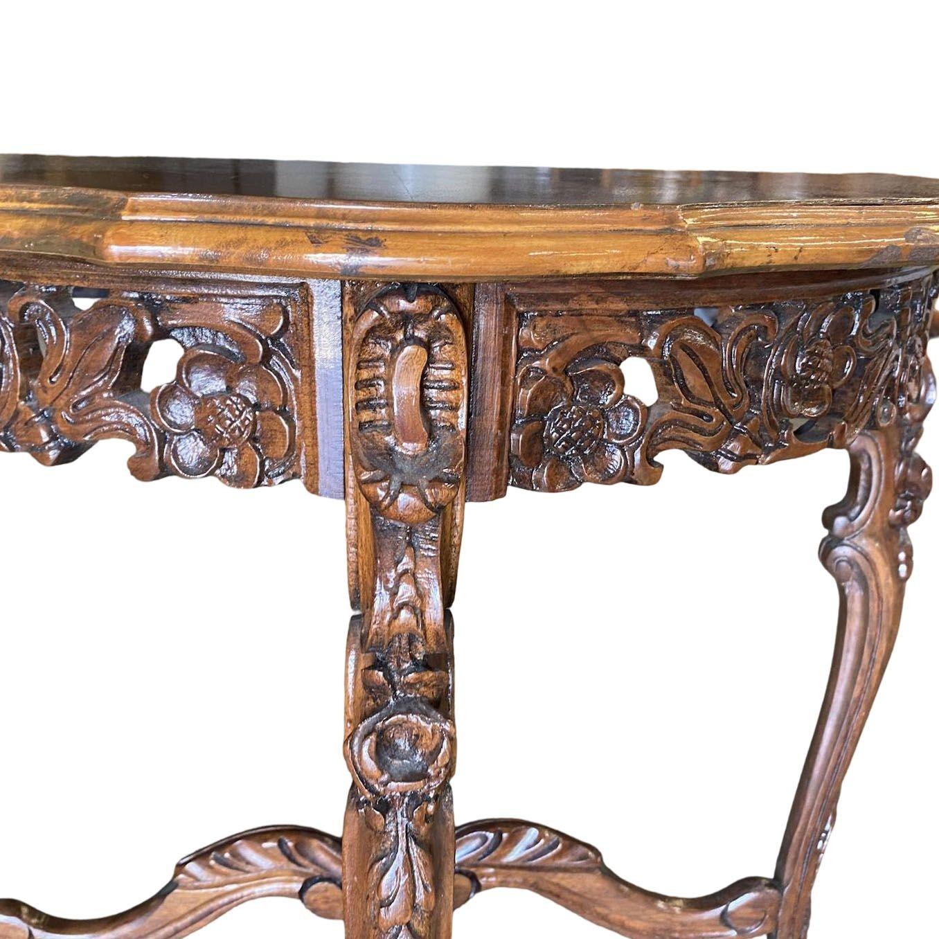 American Carved Maple Queen Anne Victorian Console Table, circa 1880 For Sale