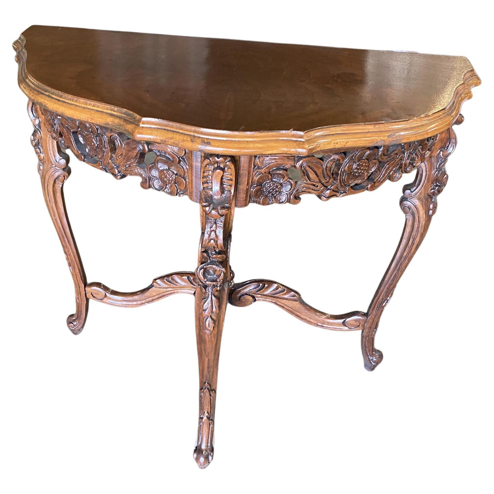 Carved Maple Queen Anne Victorian Console Table, circa 1880