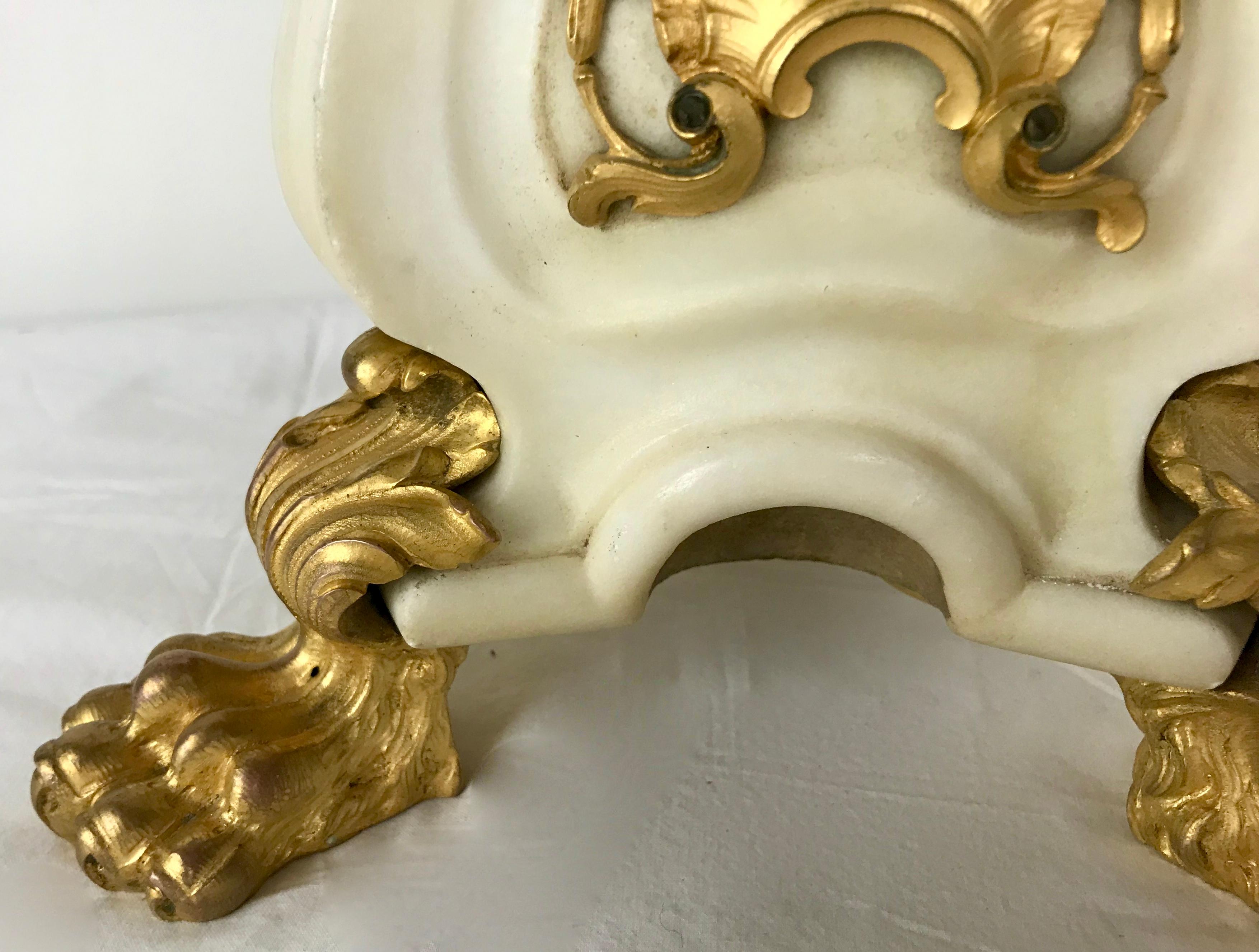 Lámpara de mármol tallado y bronce dorado estilo Luis XV Att. a E. F. A Caldwell en Bueno estado para la venta en Pittsburgh, PA
