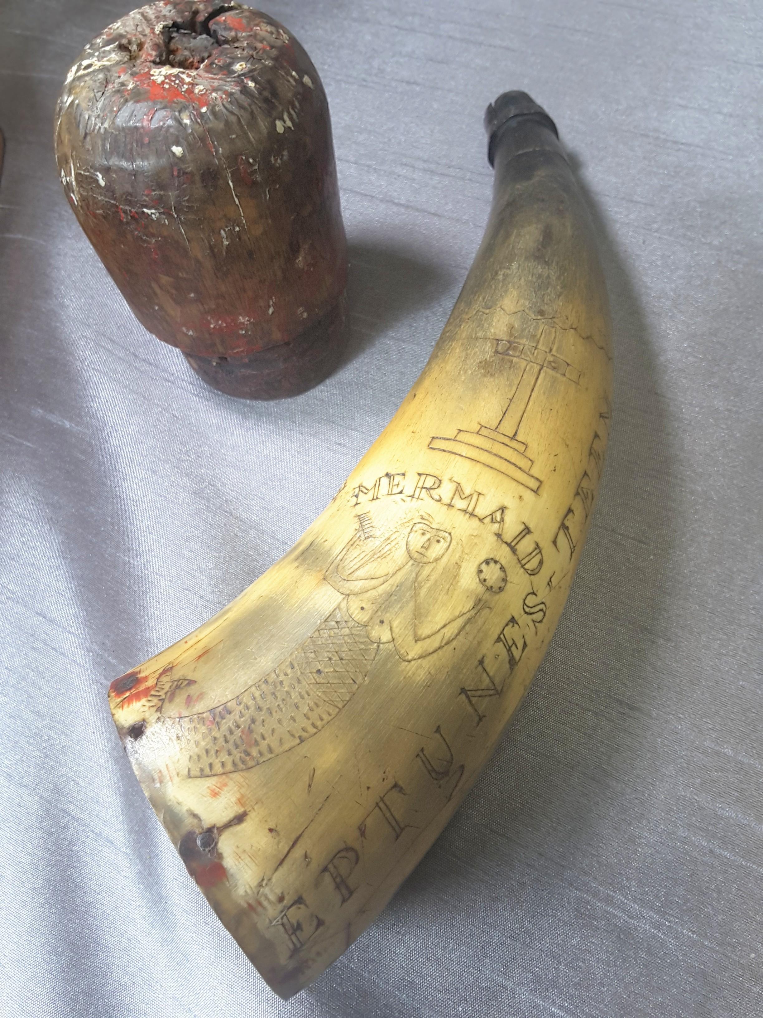Carved Marine Powder Horn Mermaids, Seahorses, Ship Maiden Dated May 19, 1864 In Good Condition In Ottawa, Ontario