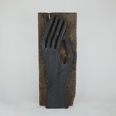 Scultura monumentale scolpita a mano smaltata in nero anni '60