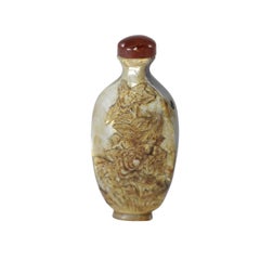 Carved Mother-of-Pearl Snuff Bottle