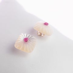 Carved Mother of Pearl Square Cabochon Ruby 14 Karat Gold Chic Stud Earrings