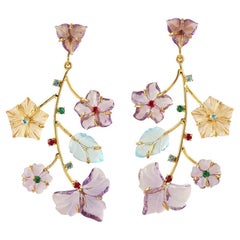 Boucles d'oreilles pendantes en or jaune 18 carats avec fleurs multi pierres sculptées