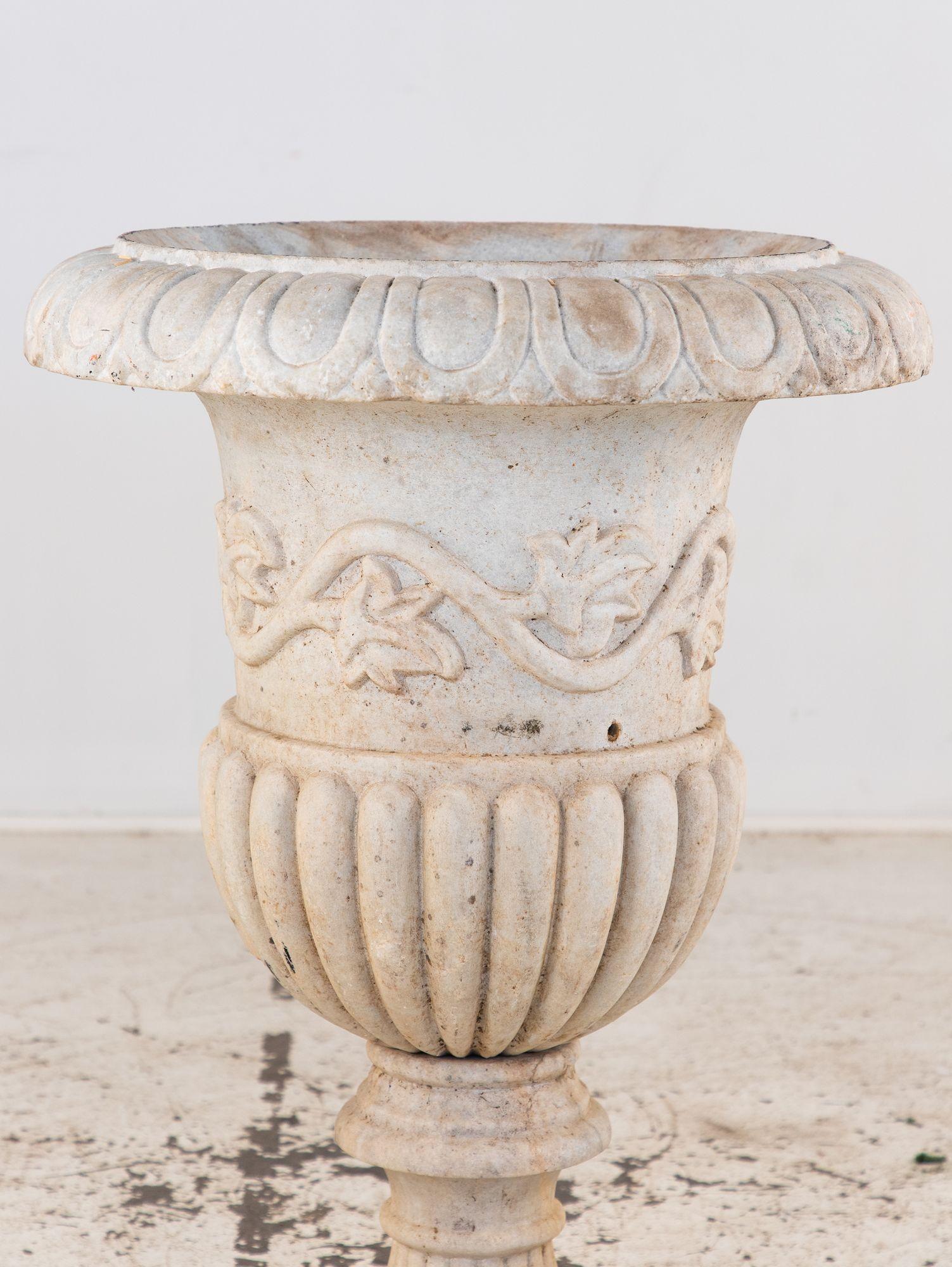 Italian Carved Neoclassical Marble Urn, Italy Early 20th C. For Sale