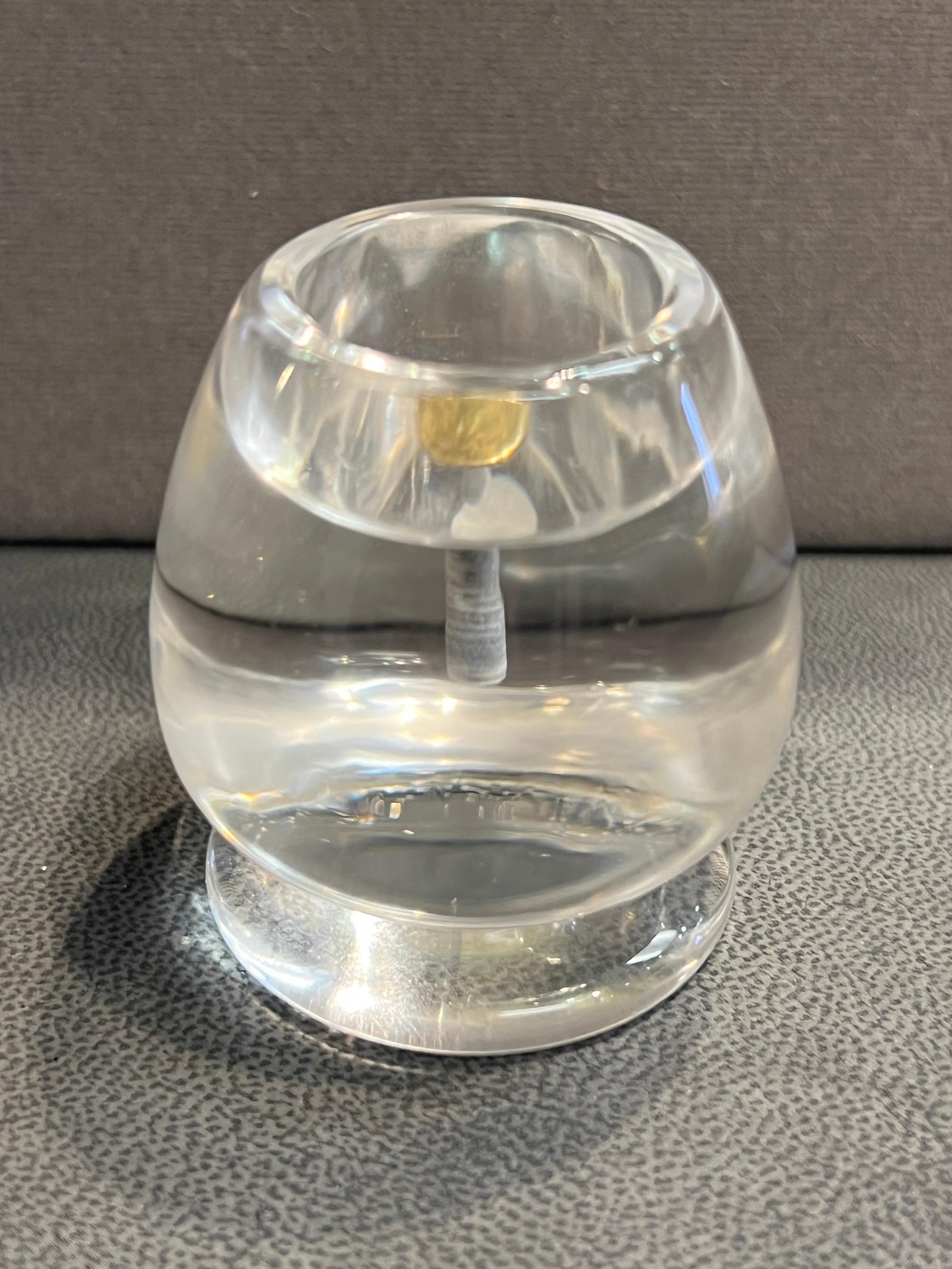 Pot de fleurs en néphrite, améthyste et cristal de roche sculpté en or en vente 2