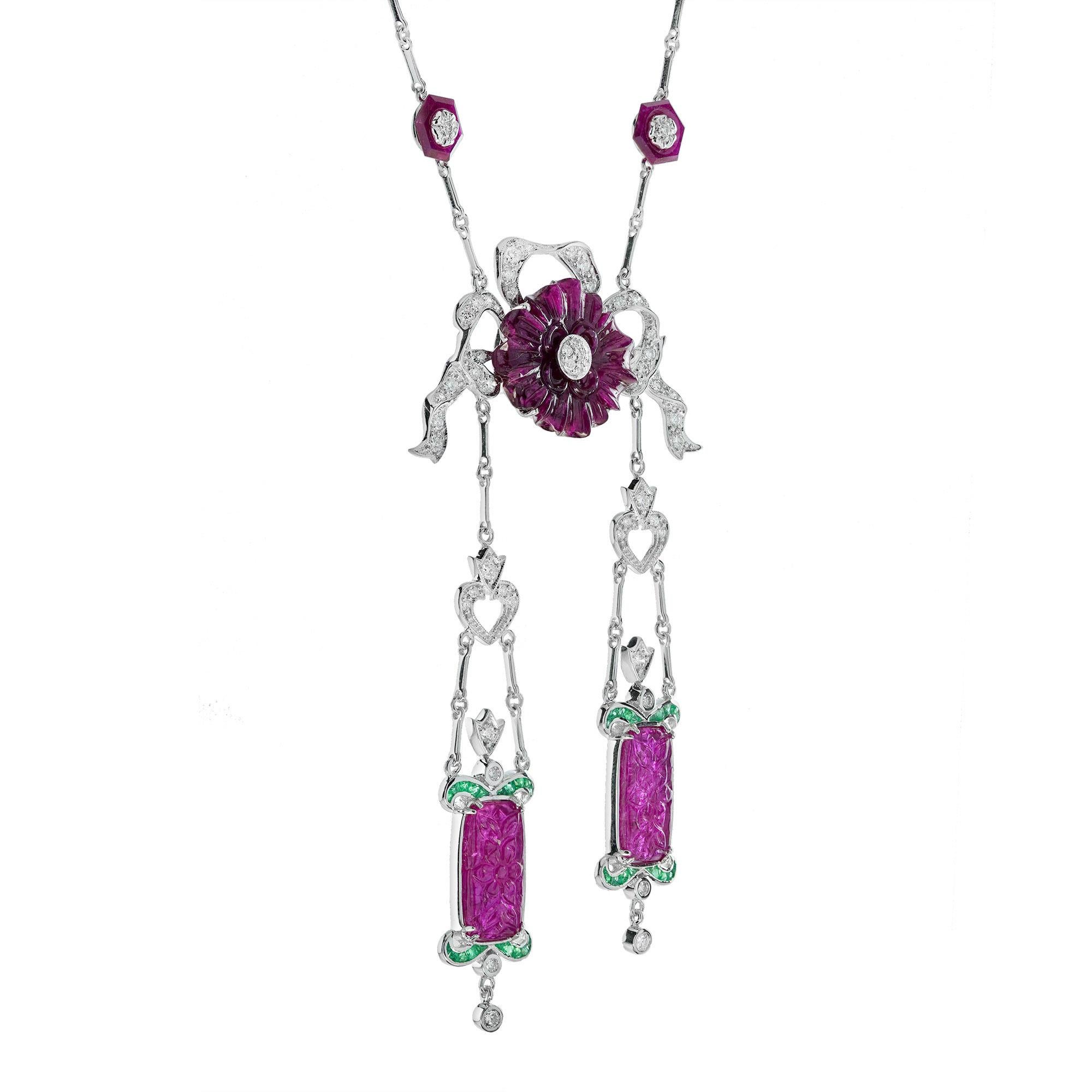 Taille mixte Collier en or blanc 18K, sculpté et non chauffé, rubis rose rouge, émeraude verte et diamant en vente