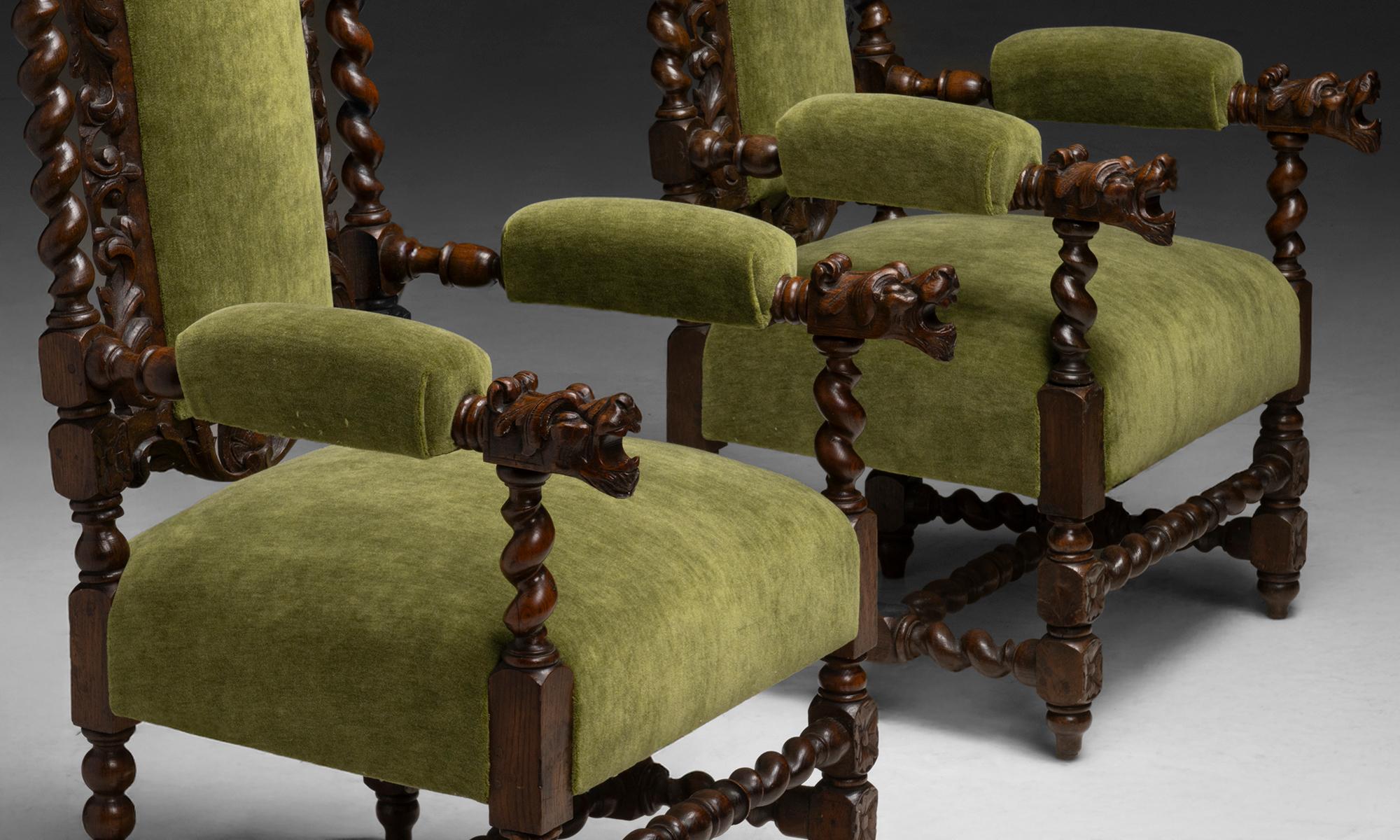 Poltrone in Oak intagliate, Inghilterra, 1890 In condizioni buone in vendita a Culver City, CA