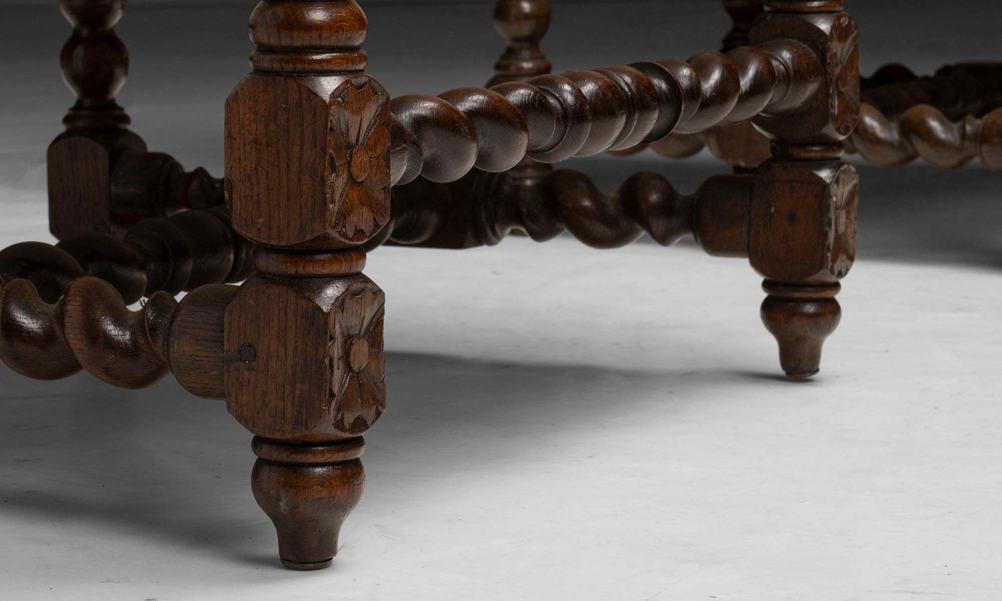 Poltrone in Oak intagliate, Inghilterra, 1890 in vendita 1