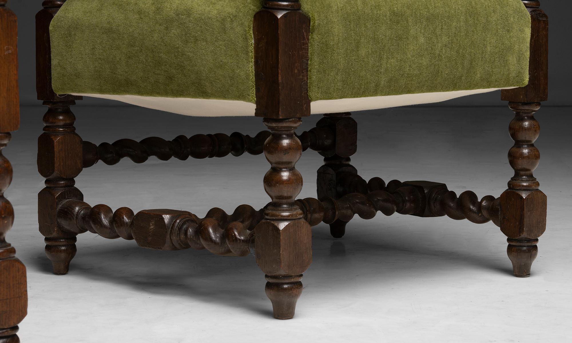 Poltrone in Oak intagliate, Inghilterra, 1890 in vendita 2