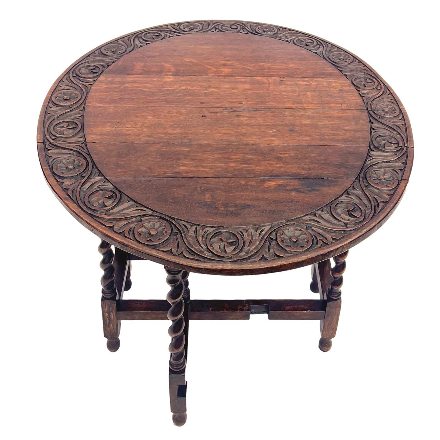 Carved Oak Barley Twist Drop-Leaf Gateleg Table, English, ca. 1900 In Good Condition In Banner Elk, NC