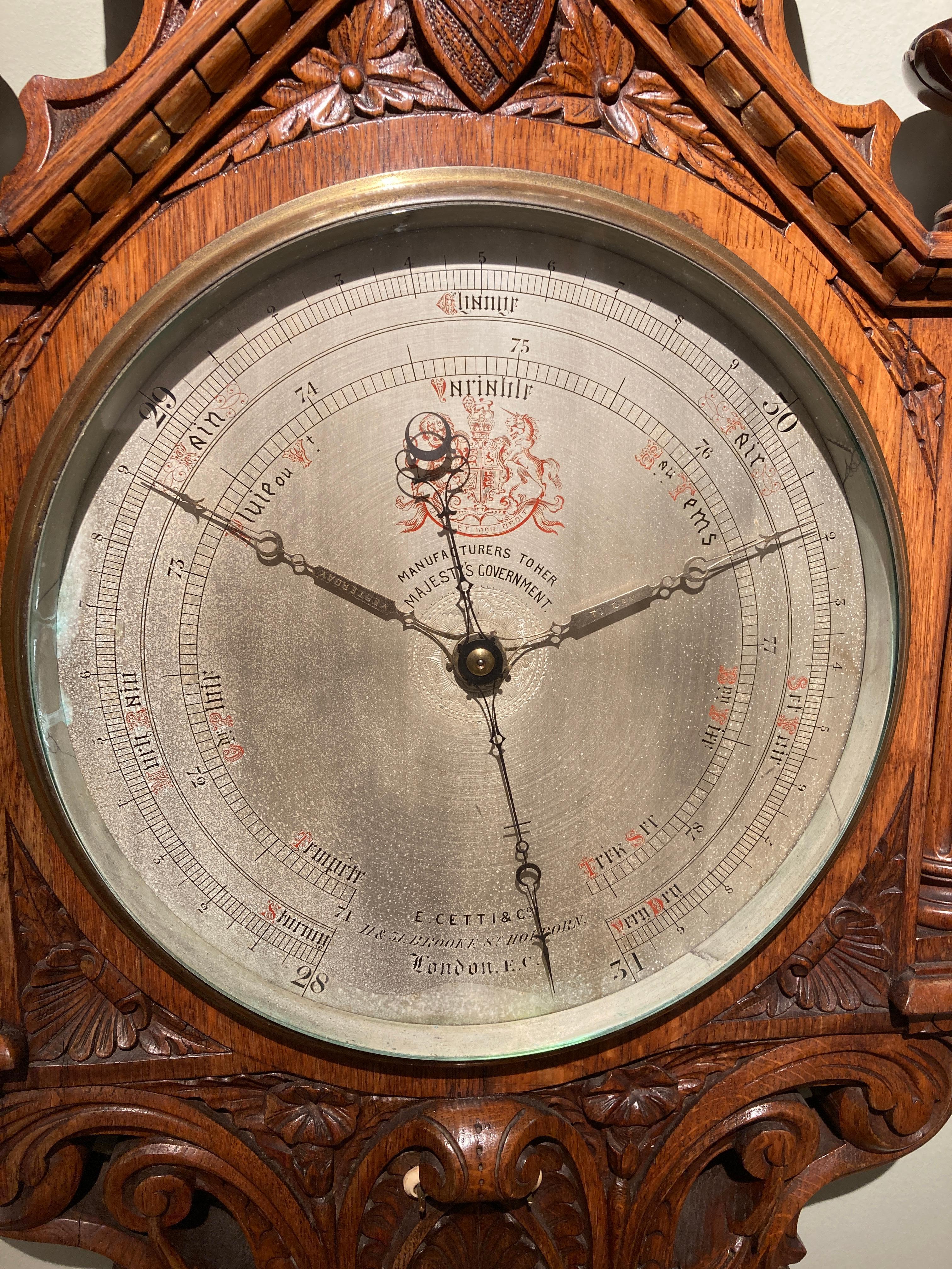 Barometer aus geschnitzter Eiche von Cetti in der Brook Street, London im Angebot 2