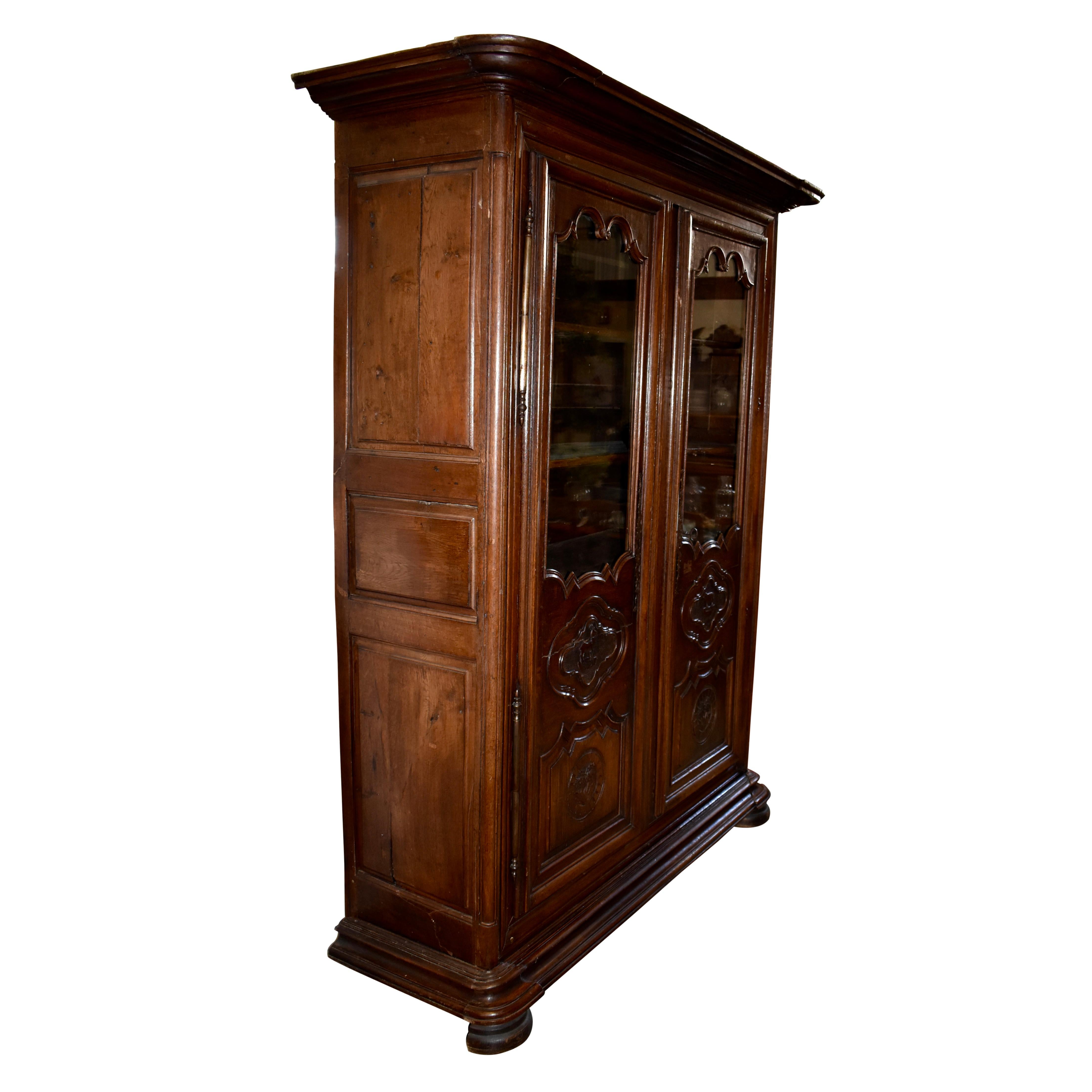 Carved Oak Belgian Bookcase with Glass Doors, circa 1890 In Good Condition For Sale In Evergreen, CO