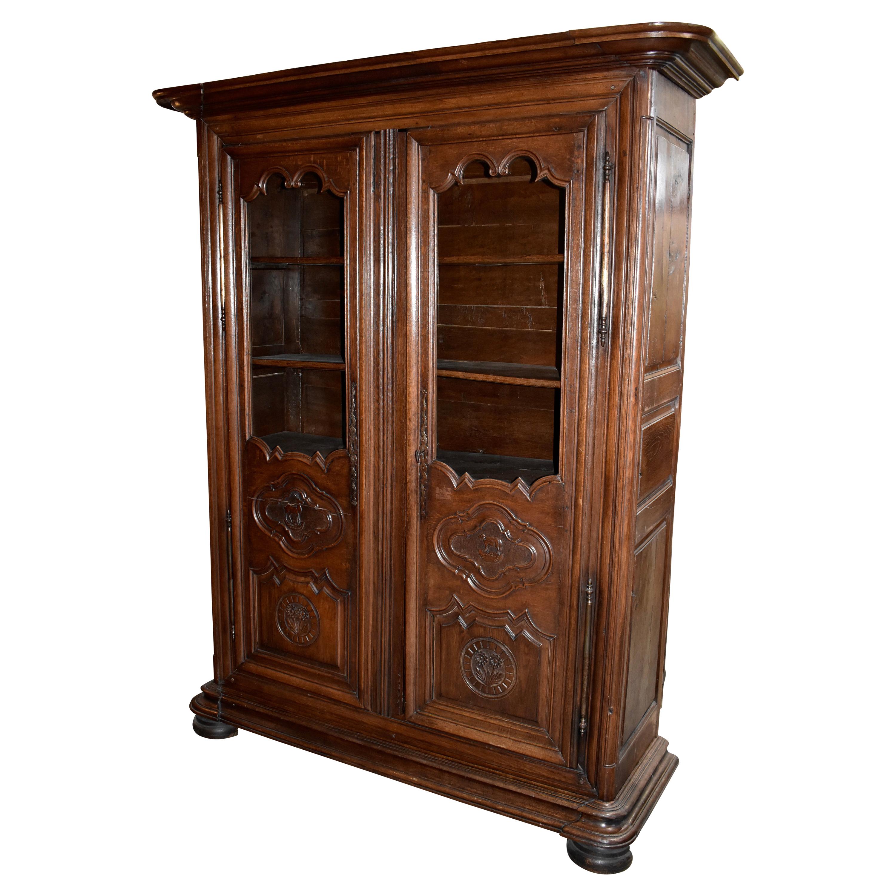 Carved Oak Belgian Bookcase with Glass Doors, circa 1890 For Sale