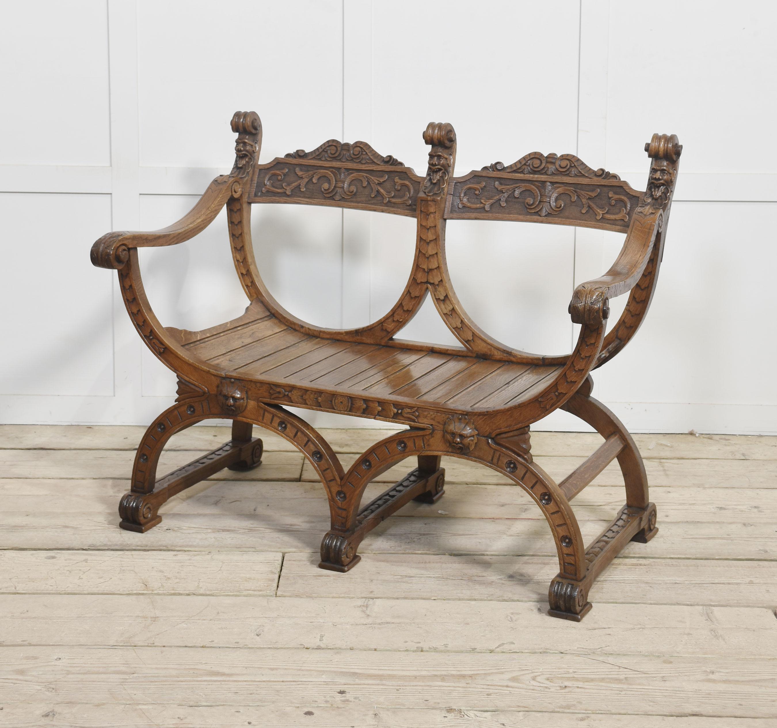 Panchina in Oak intagliata in vendita 1