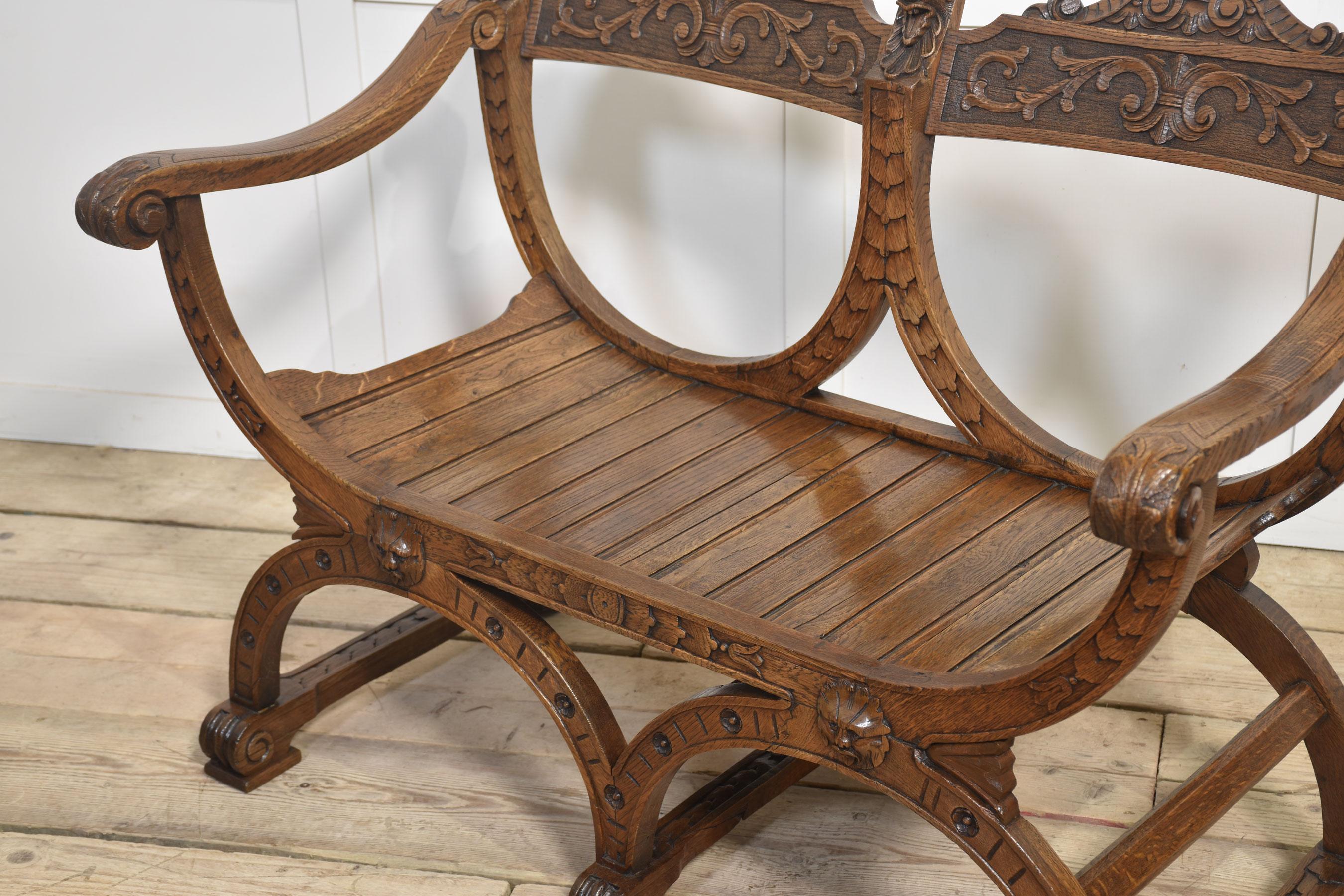 Panchina in Oak intagliata in vendita 3