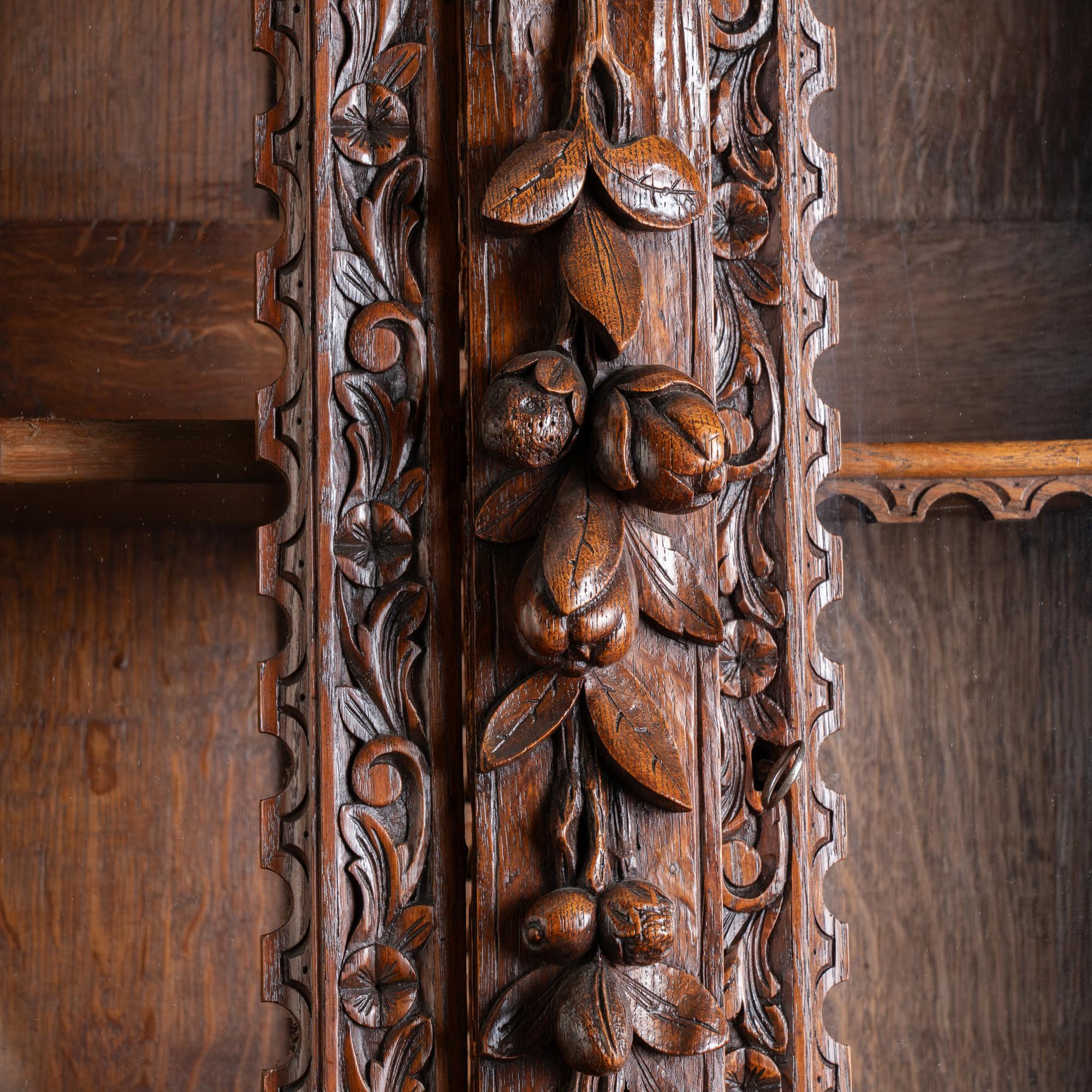 Carved Oak Bookcase Display Cabinet With Adjustable Shelves, Belgium circa 1890 3