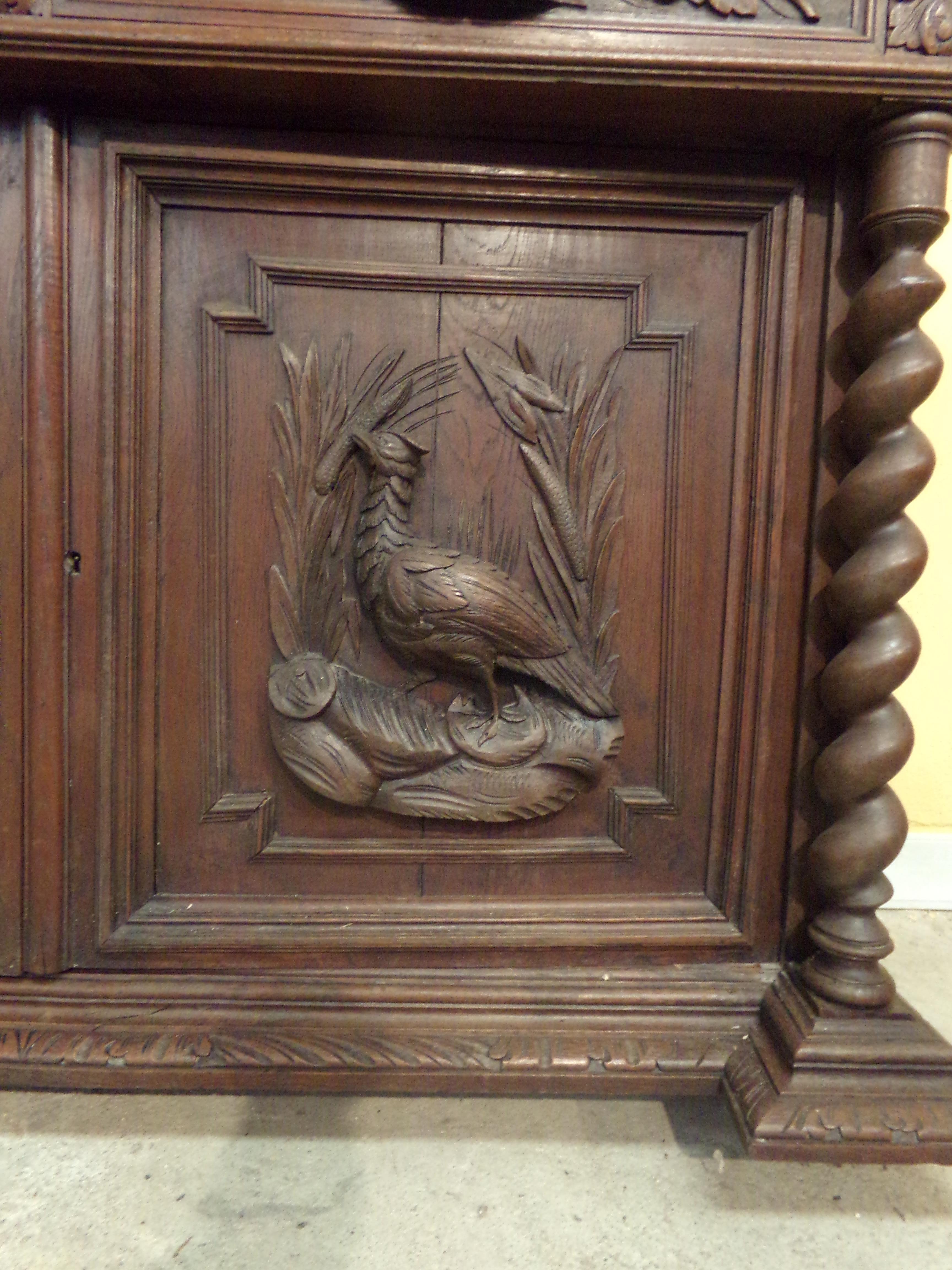 Carved Oak Bookcase / Gun Cupboard In Good Condition For Sale In London, GB