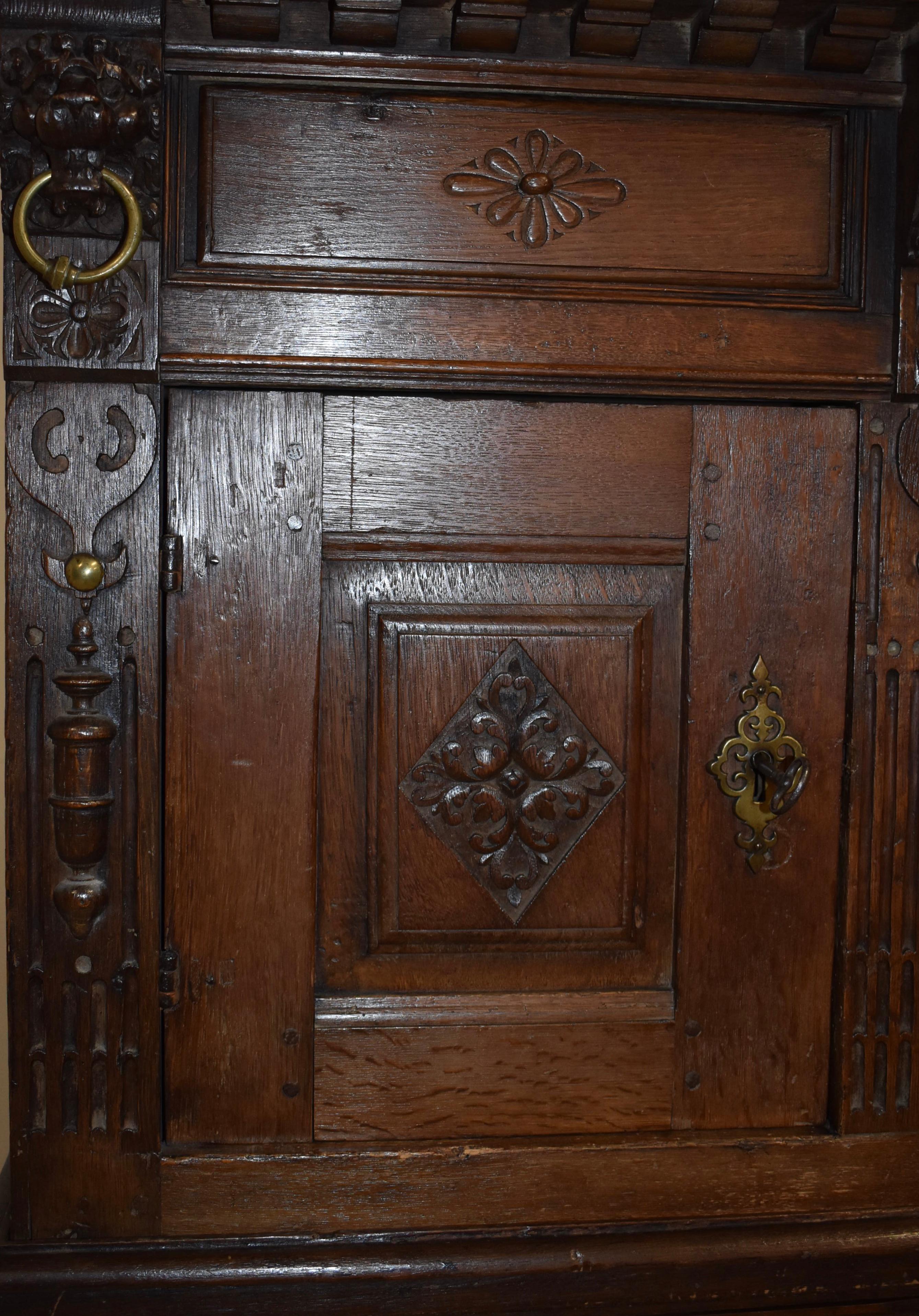 Carved Oak Cabinet with Lion Mask Carvings, circa 1850 For Sale 3