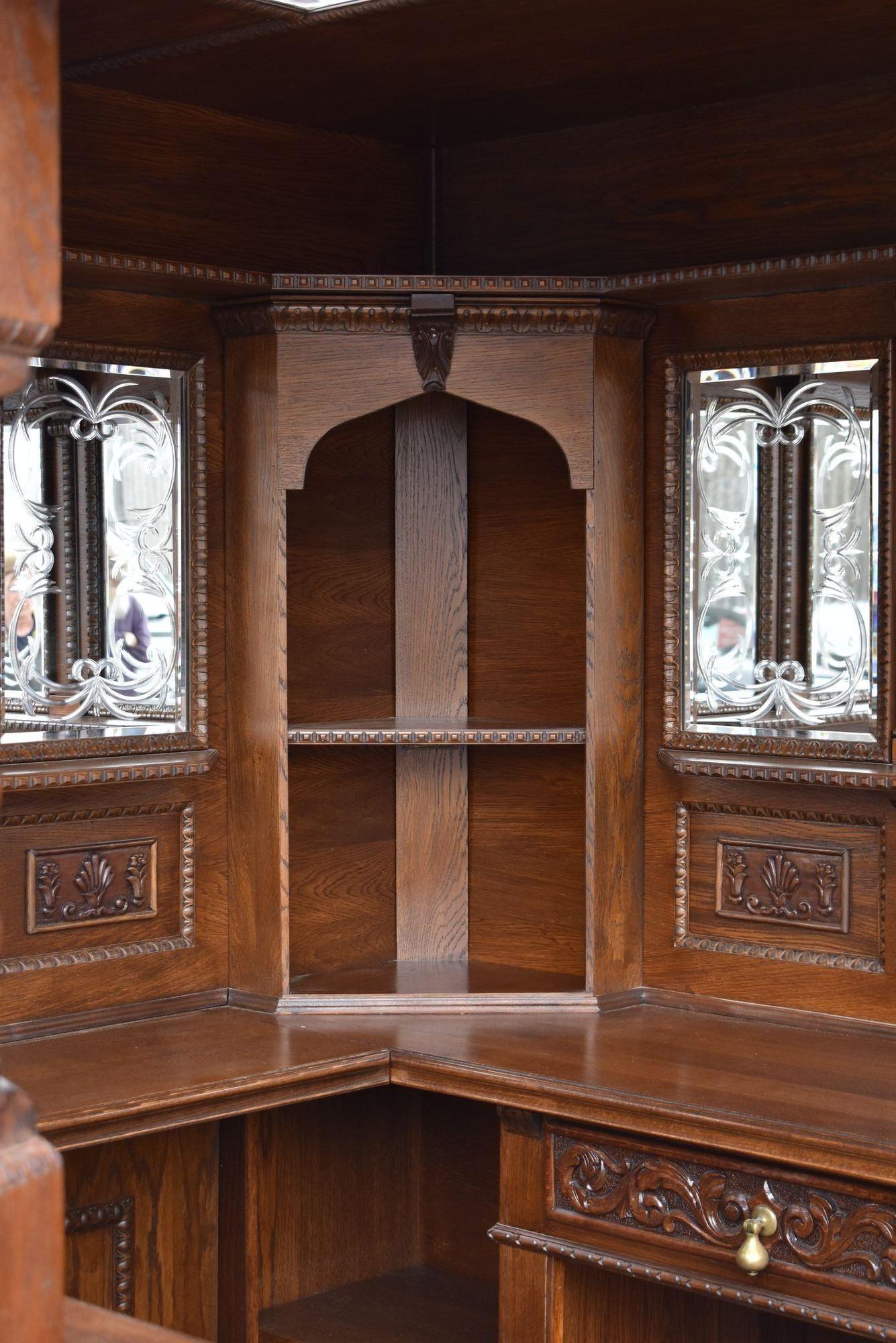 Carved Oak Canted Corner Bar 4