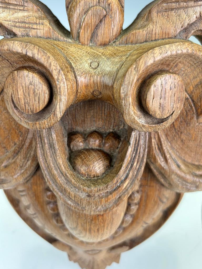 Cartouche di Oak intagliato in stile Luigi XV, circa 1880 in vendita 7