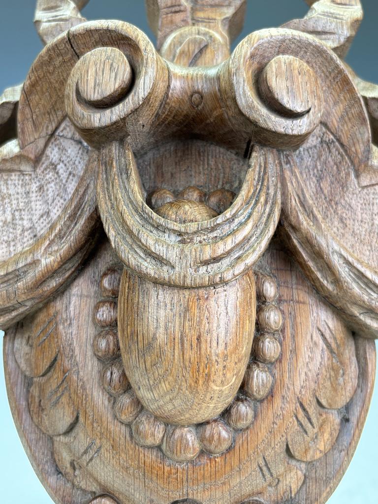 Cartouche di Oak intagliato in stile Luigi XV, circa 1880 in vendita 8