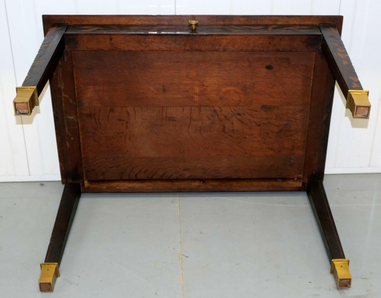 Table d'appoint en Oak Oak Circa 1900 King Albert i of Belgium Occasional Side End Coffee Table en vente 2
