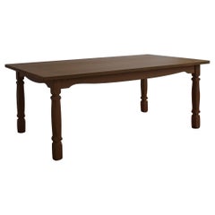 Tavolino in Oak intagliato, Henning Kjaernulf, Danimarca, anni '50