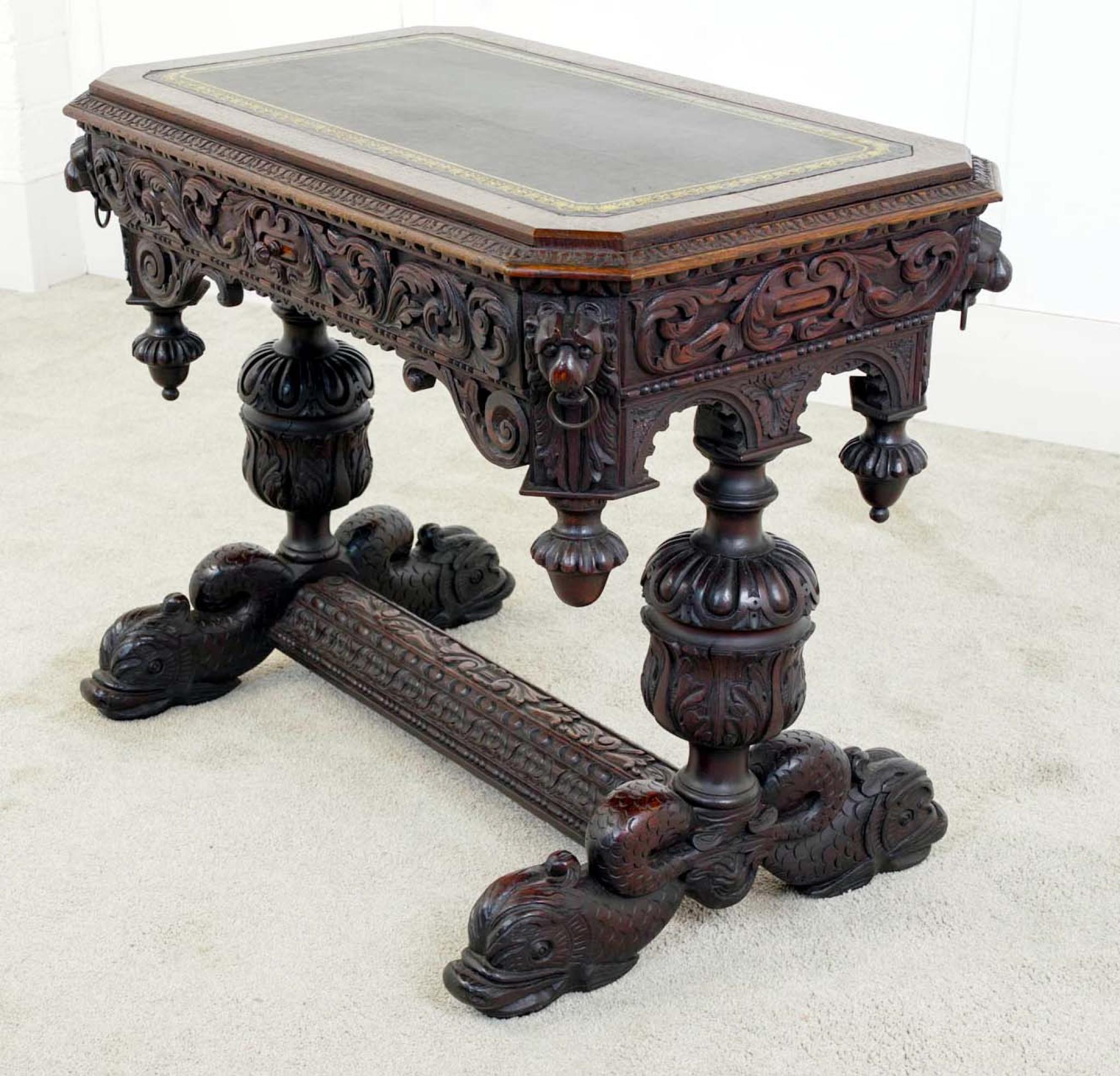 Geschnitzter Eichenschreibtisch Renaissance-Revival-Schreibtisch Viktorianisch 1840 (Eichenholz) im Angebot
