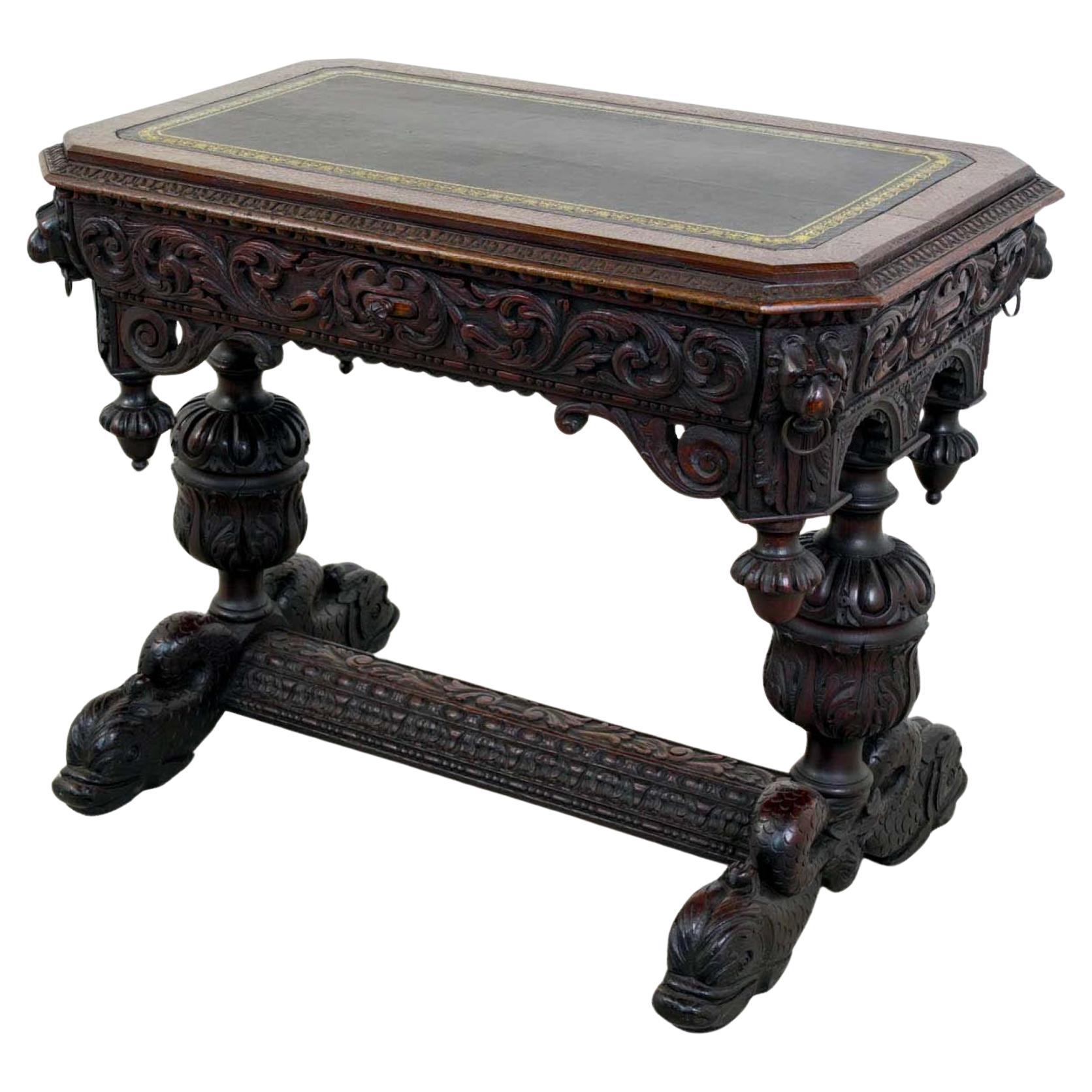 Scrivania in Oak intagliata Tavolo da scrittura rinascimentale vittoriano 1840
