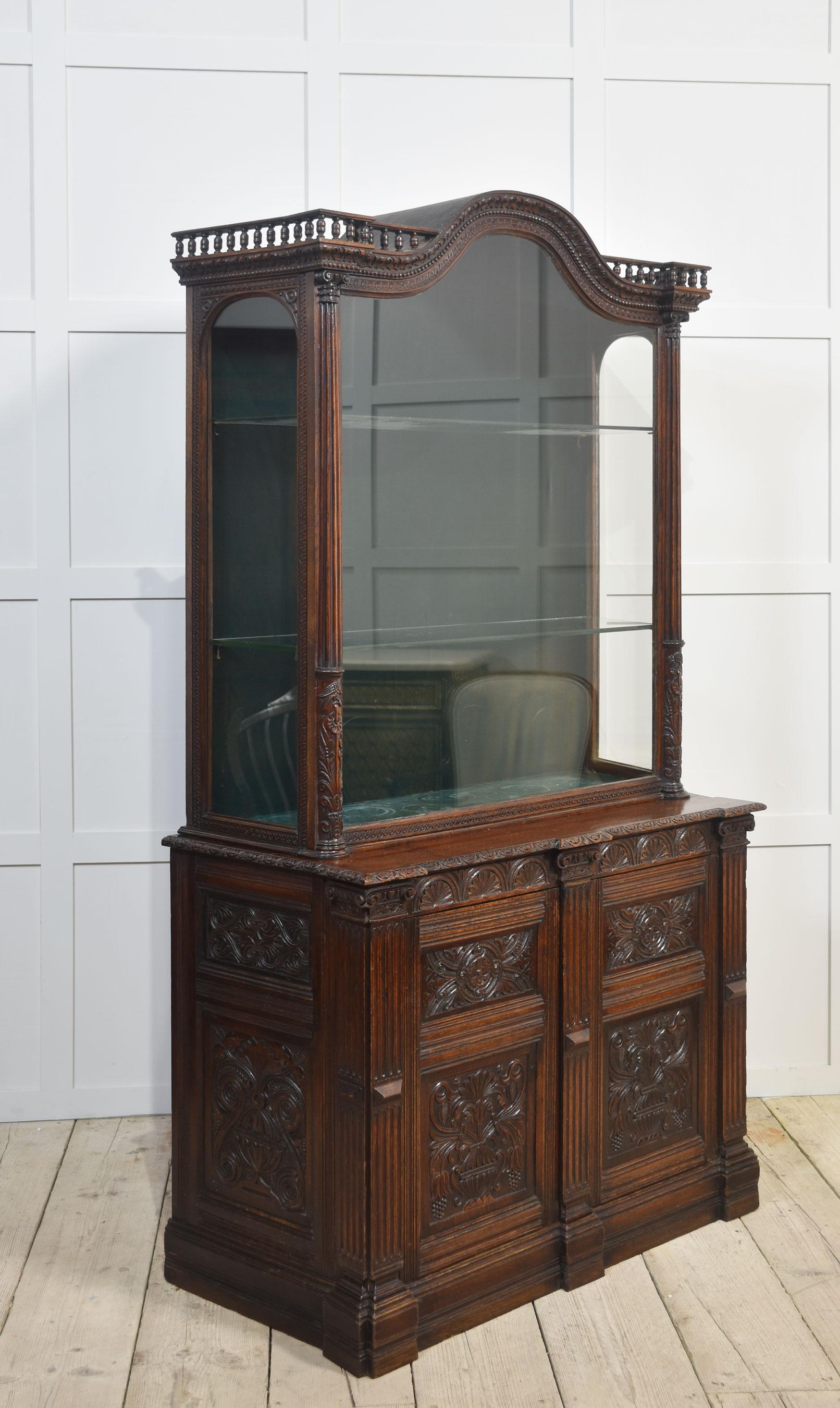 Carved oak display cabinet For Sale 4