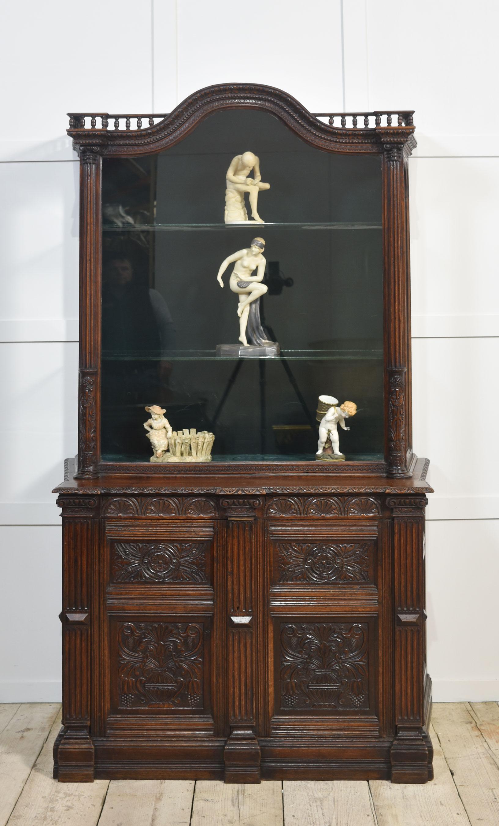 Carved oak display cabinet For Sale 5