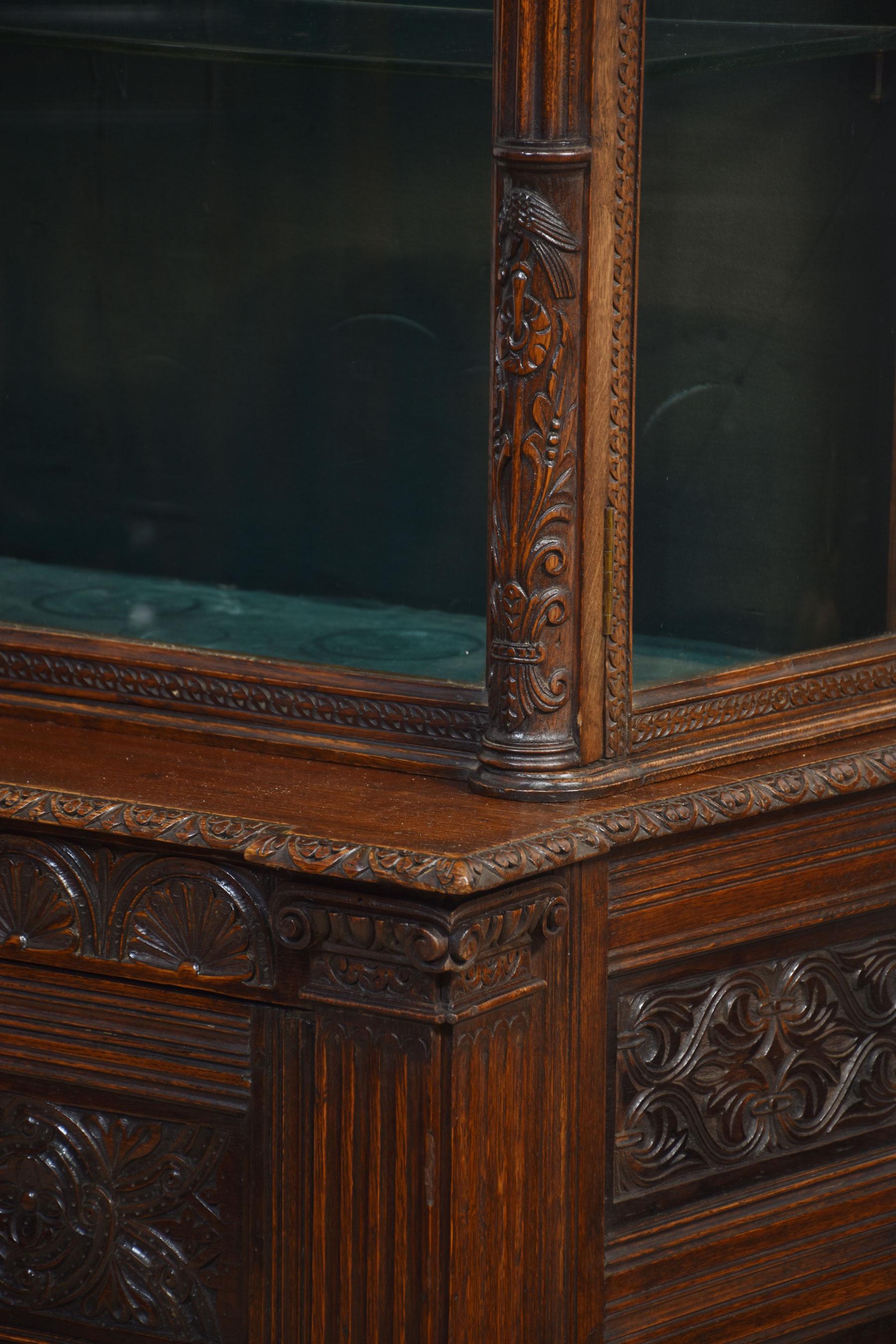 Carved oak display cabinet For Sale 2