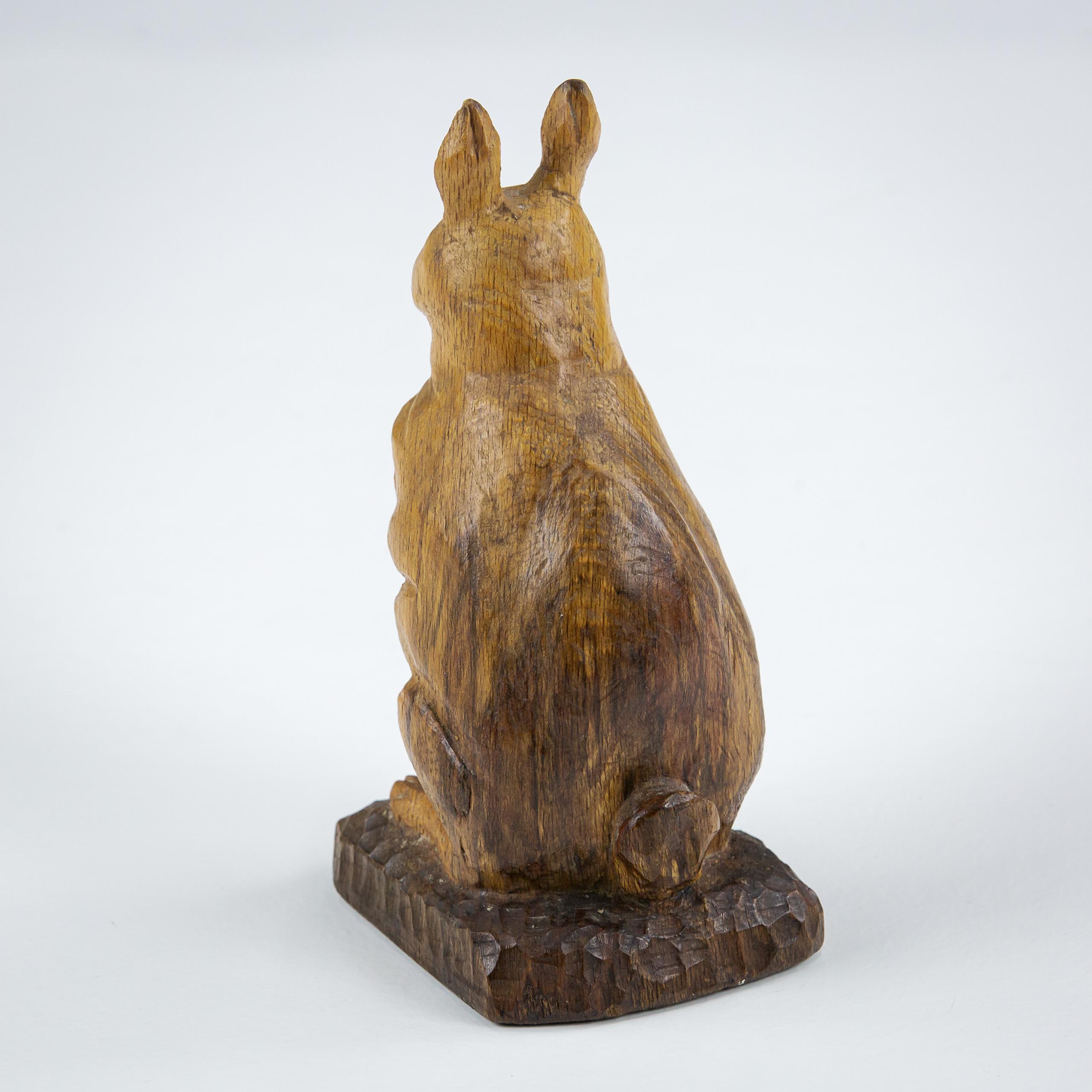 Carved Oak Early 20th Century Rabbit Sculpture For Sale 3