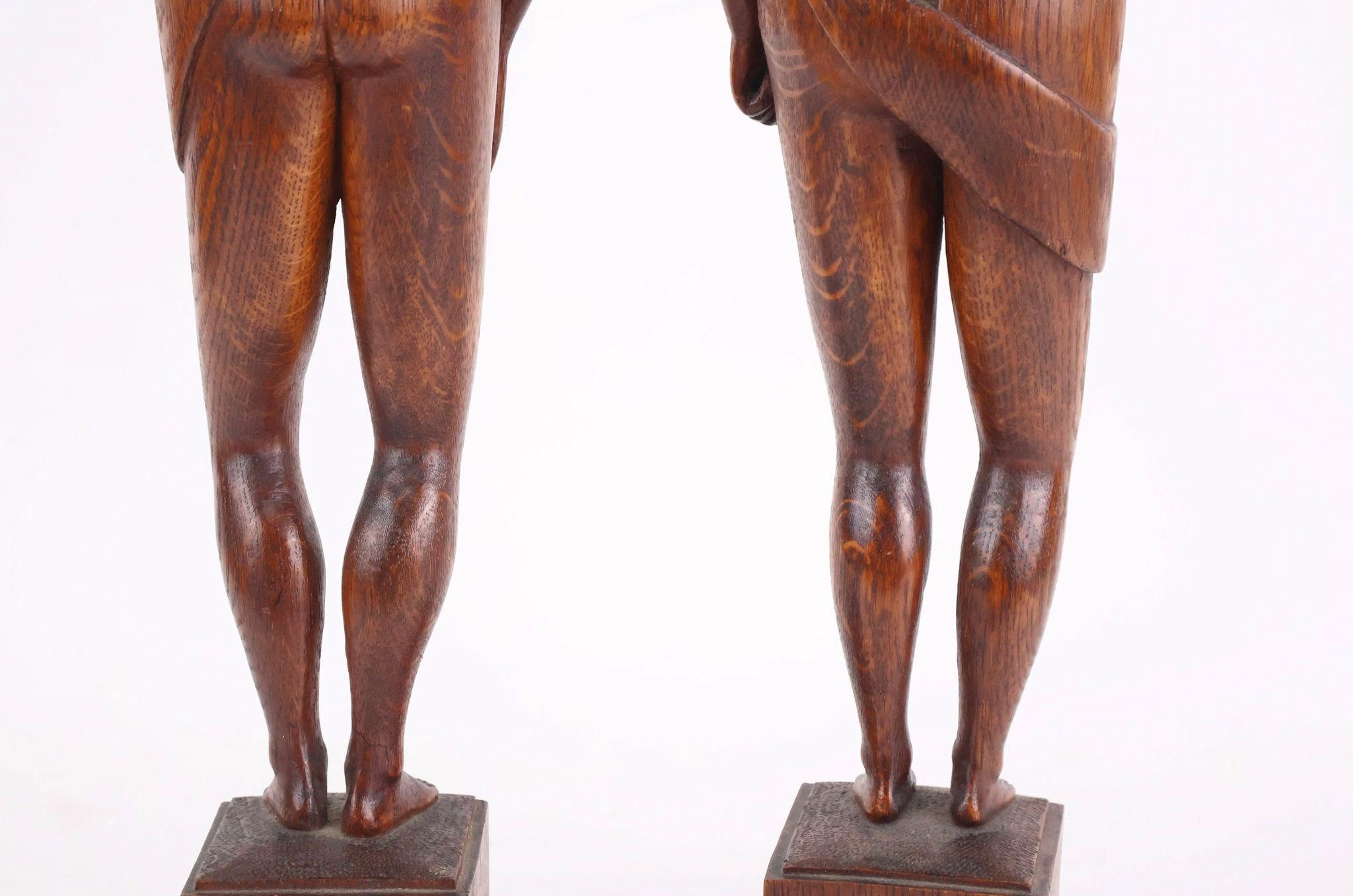 Figure Folk Art Carved di Oak in vendita 10