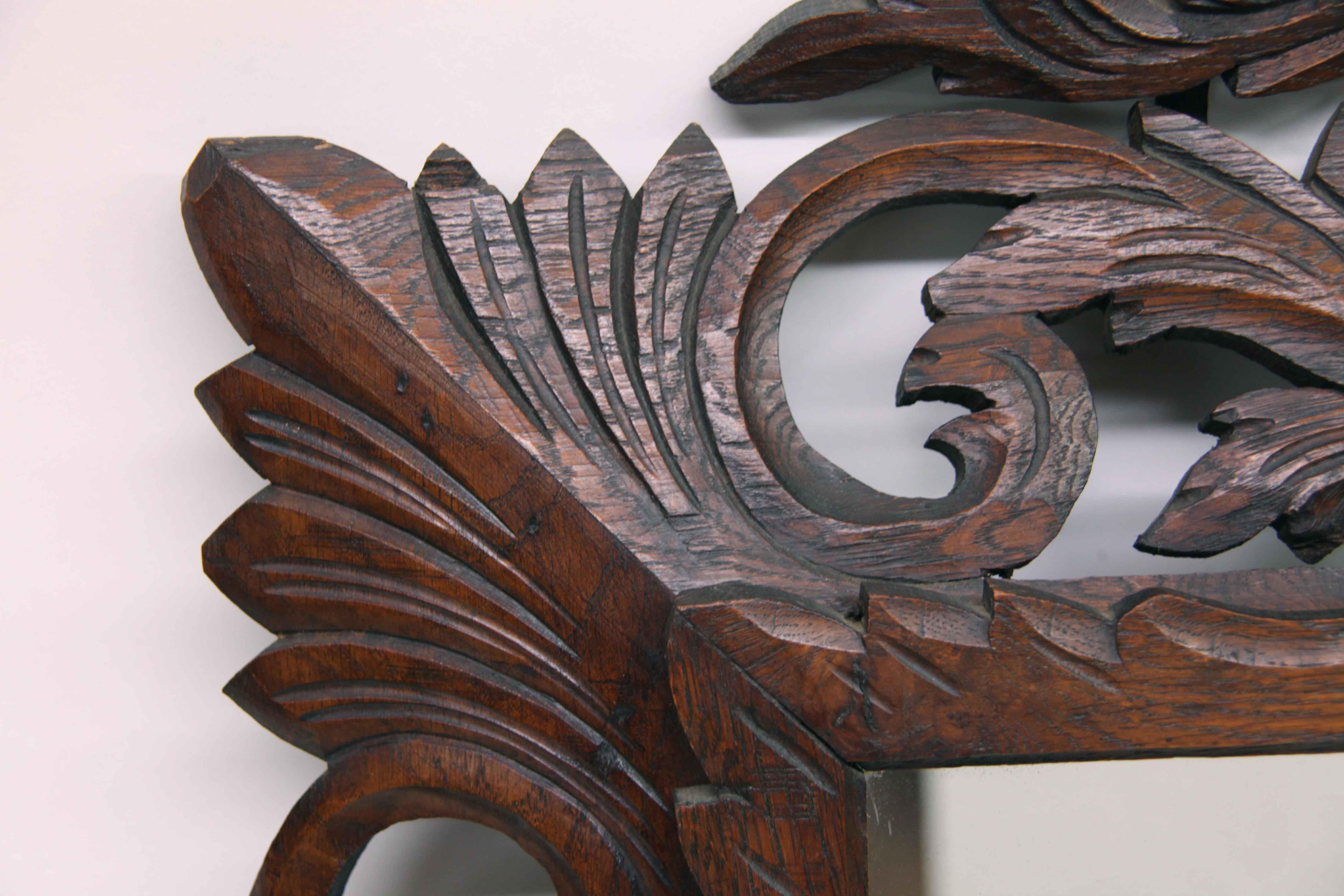 Carved Oak French Mirror In Good Condition For Sale In Wilson, NC