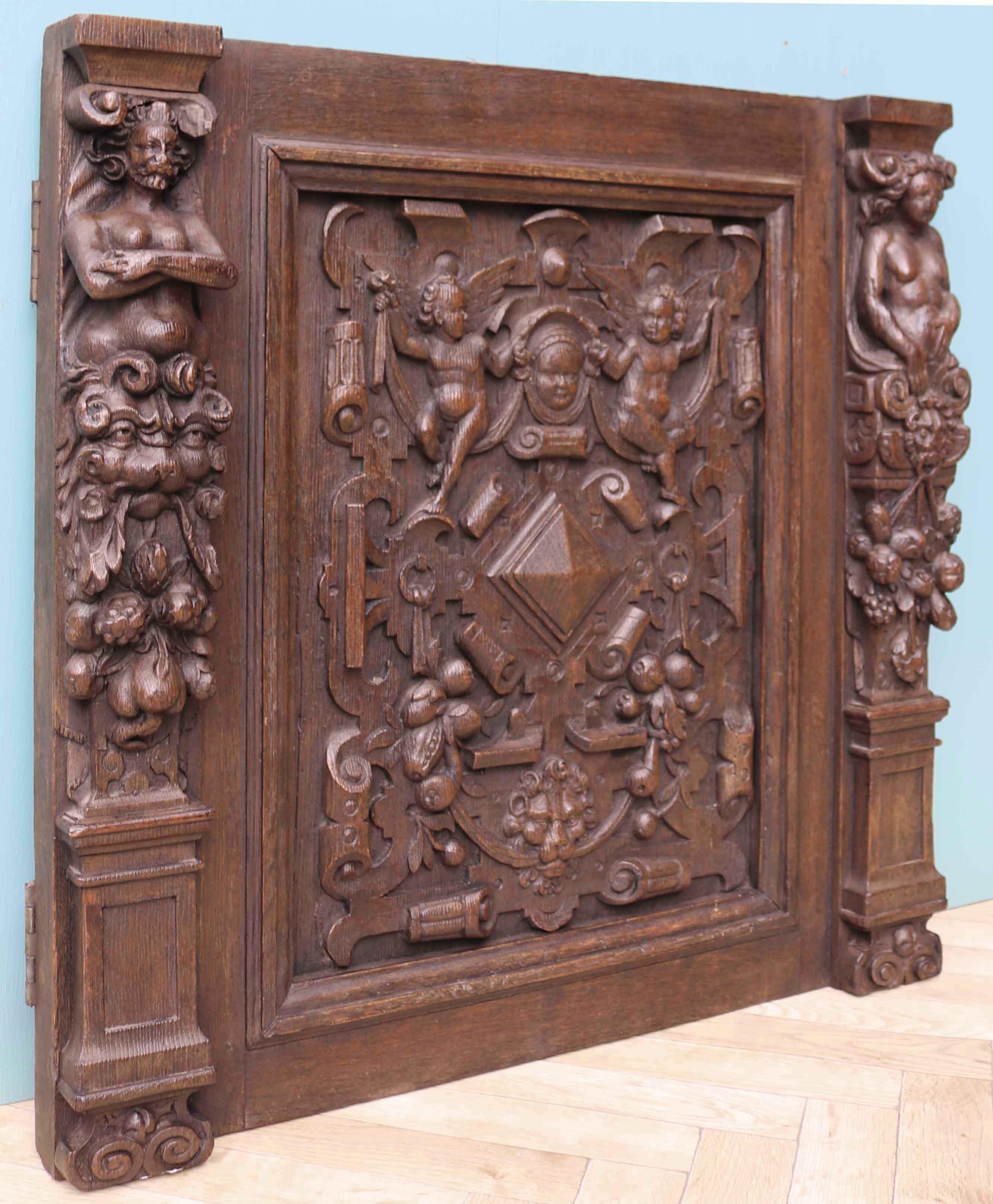Carved Oak Georgian Panel In Fair Condition For Sale In Wormelow, Herefordshire