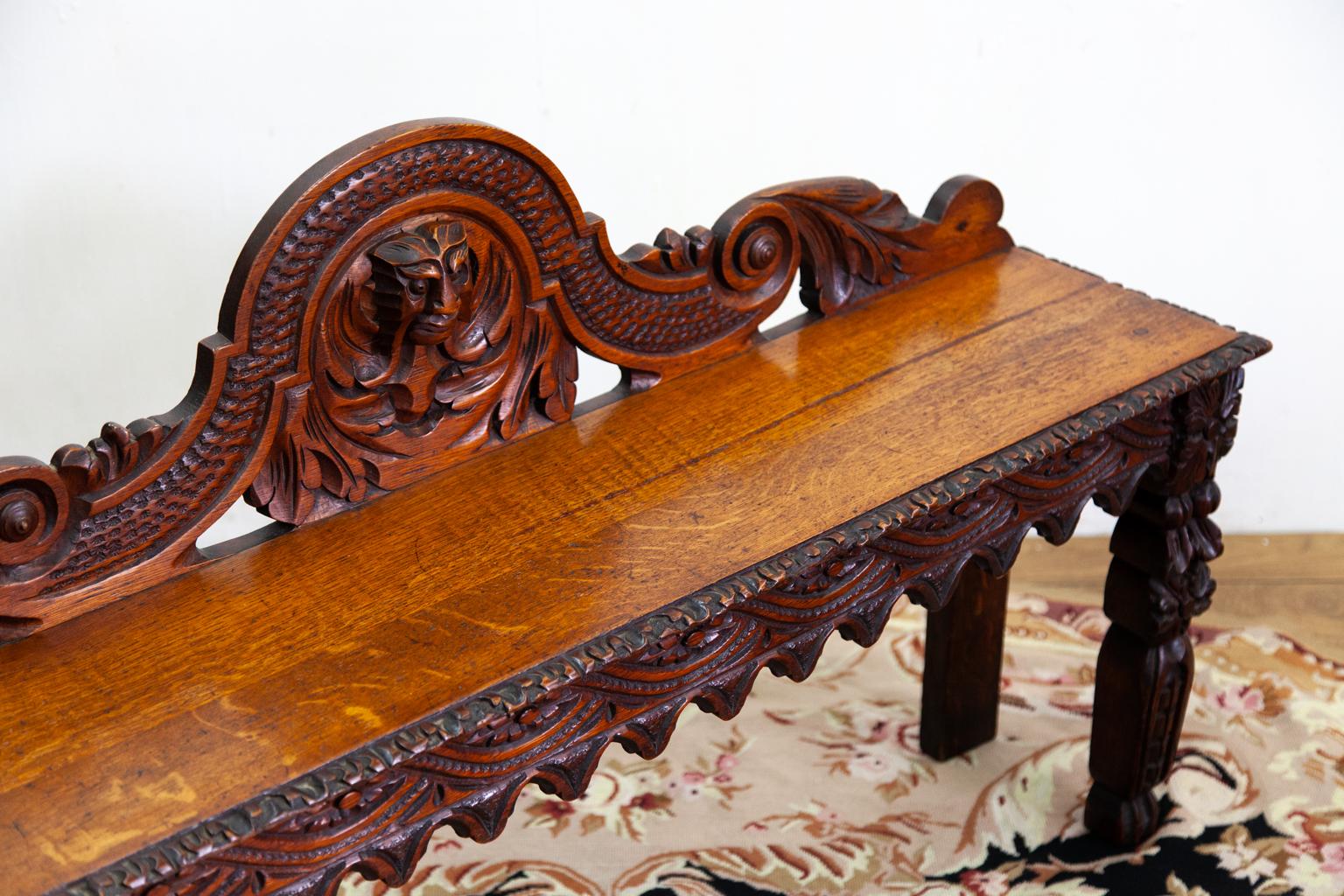 Carved Oak Hall Bench In Good Condition In Wilson, NC