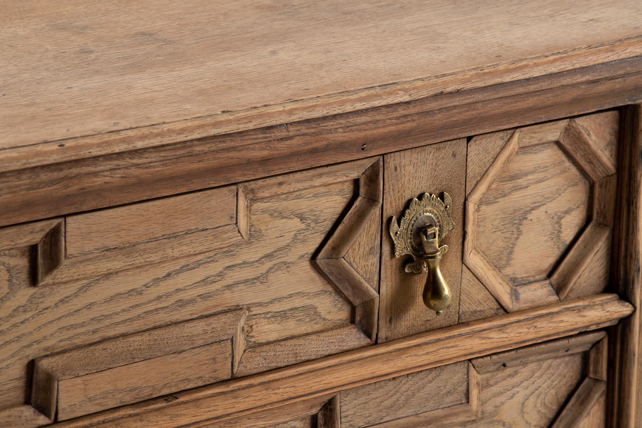 Carved Oak Jacobean Revival Chest of Drawers, English, 19th Century For Sale 4